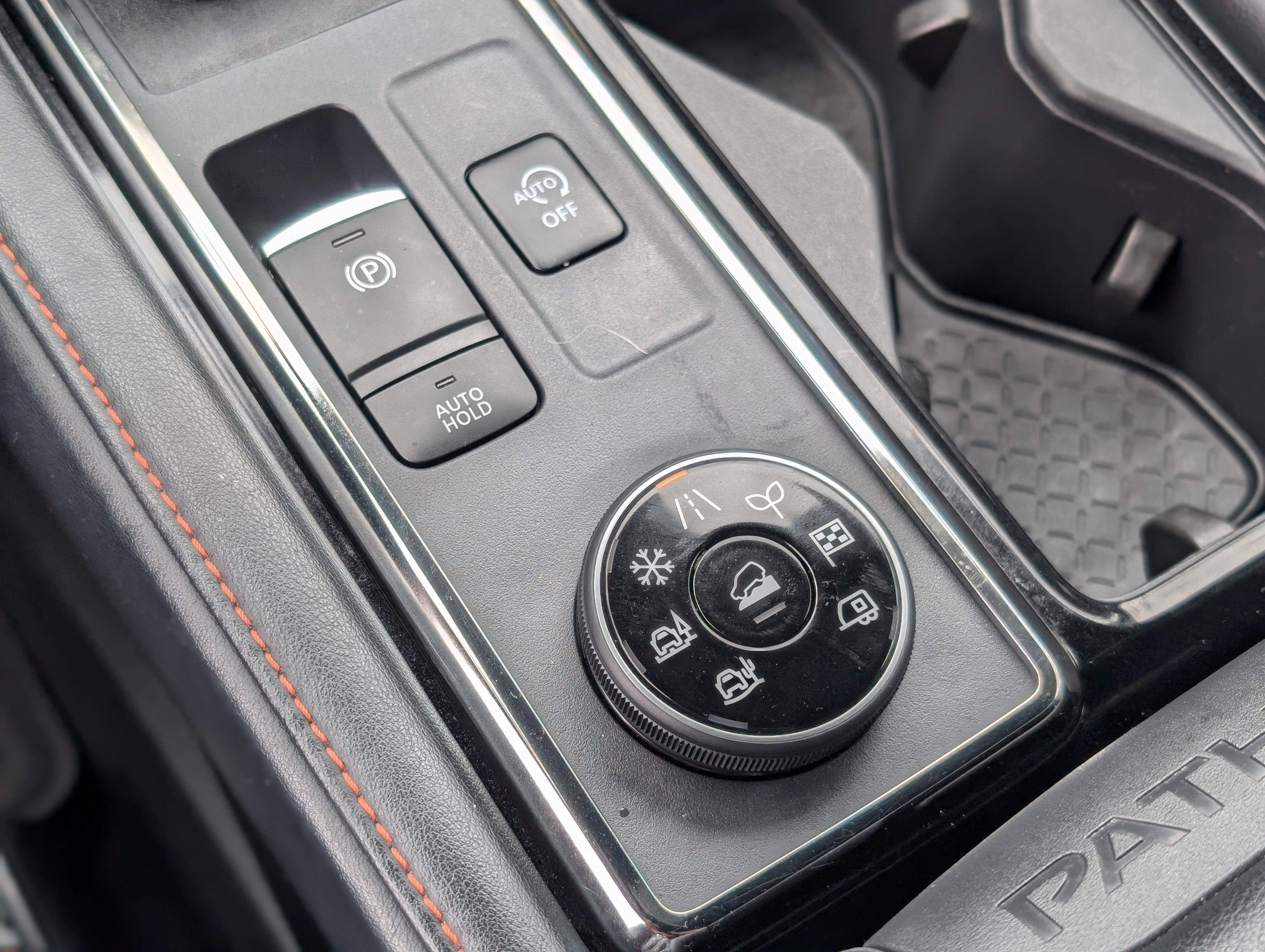 2024 Nissan Pathfinder Rock Creek 4WD