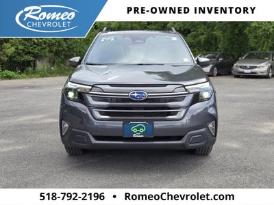2025 Subaru Forester Premium