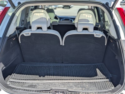 2023 Volvo XC90 B5 Core