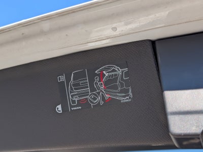 2023 Volvo XC90 B5 Core