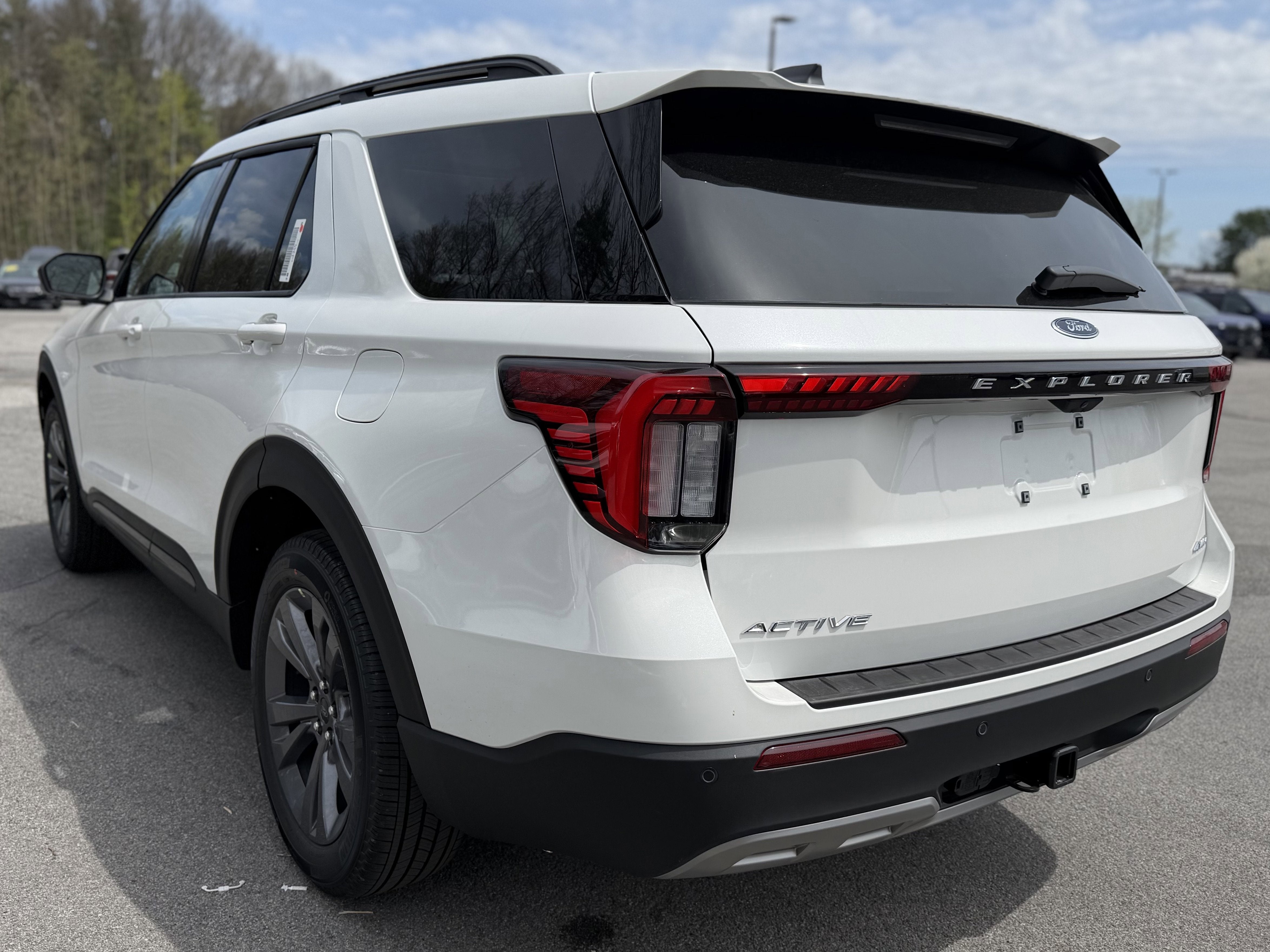 2026 Ford Explorer Active w/100A Pkg