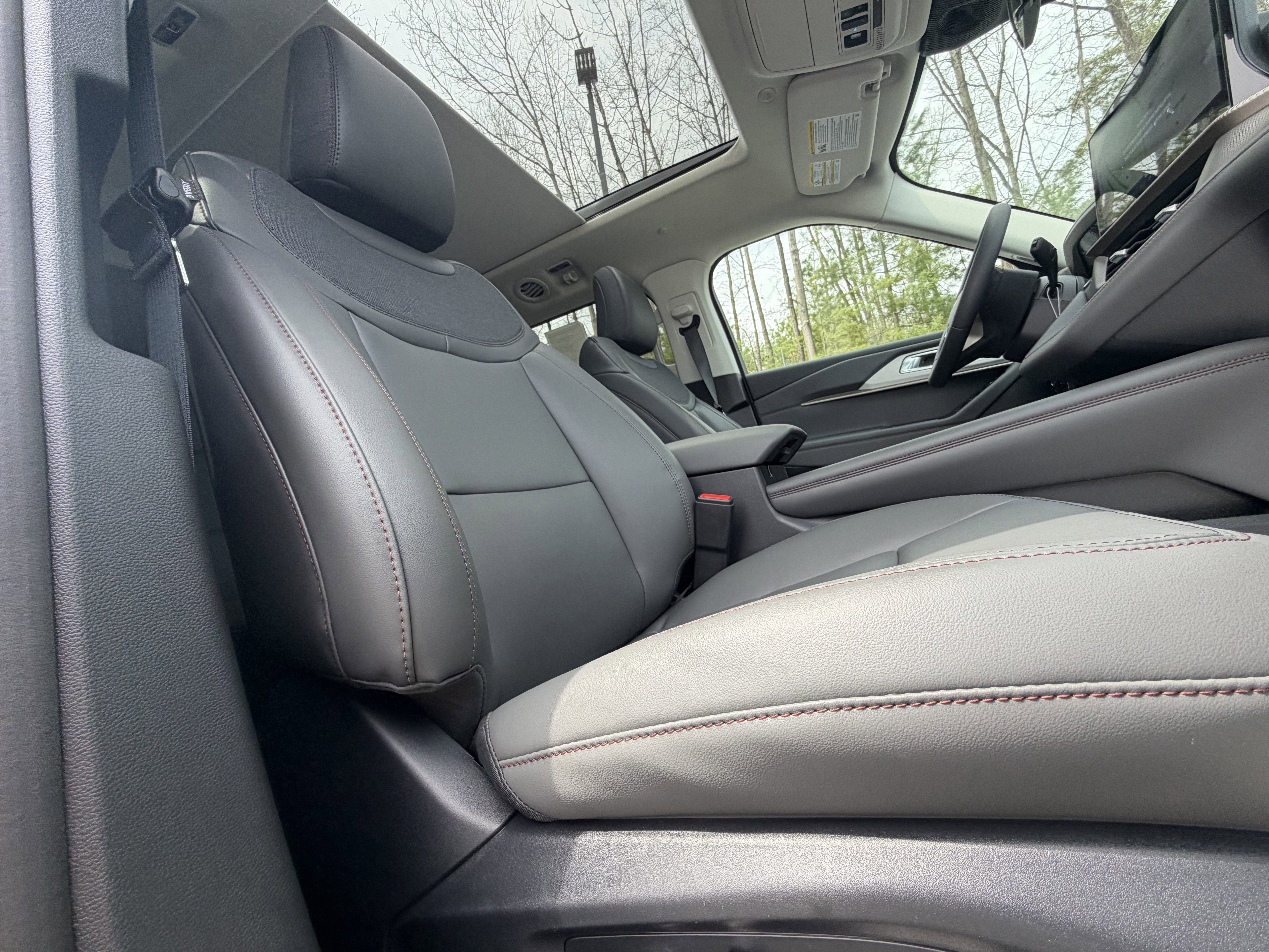 2026 Ford Explorer Active w/100A Pkg