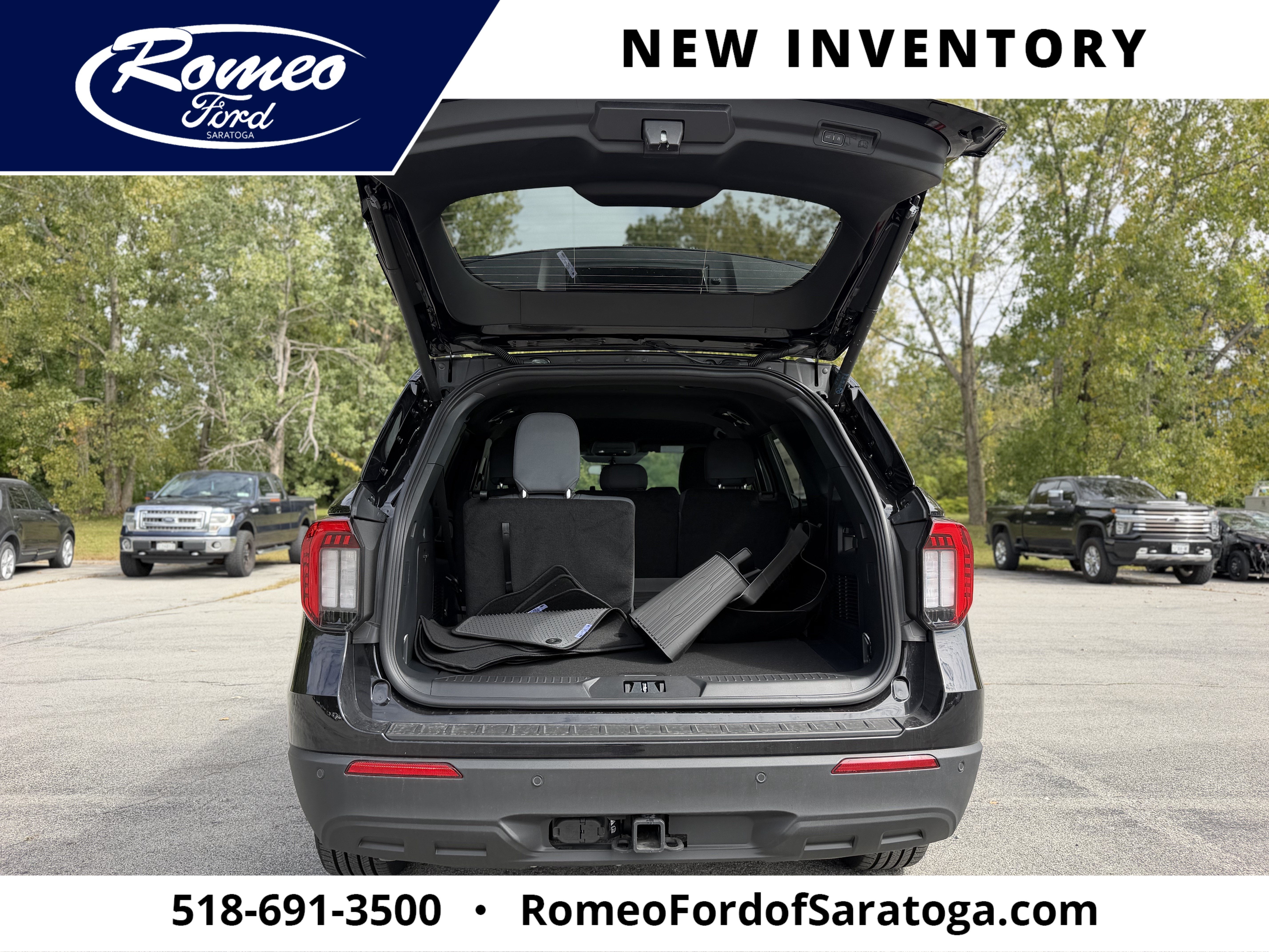 2027 Ford Explorer Base