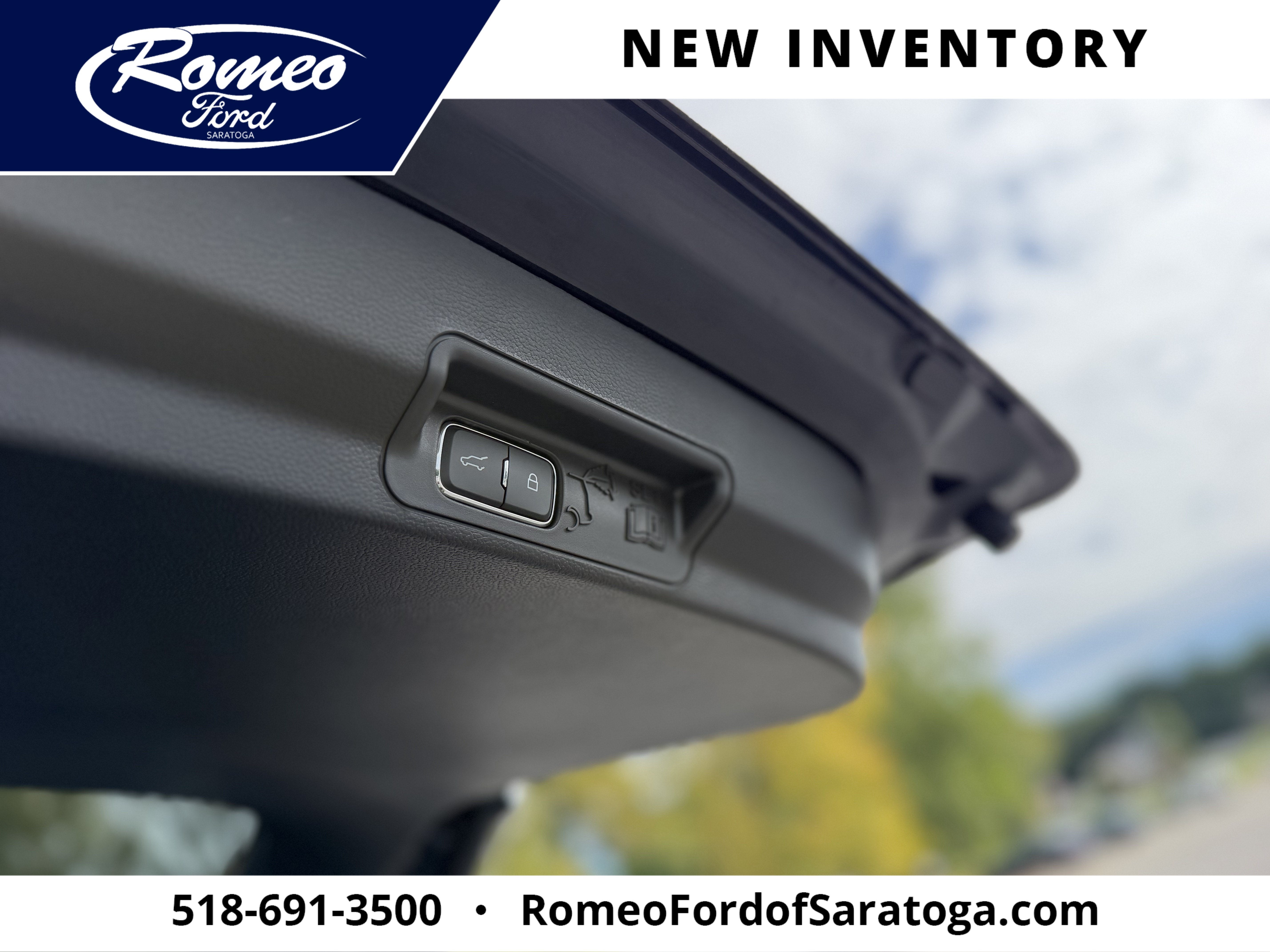 2027 Ford Explorer Base