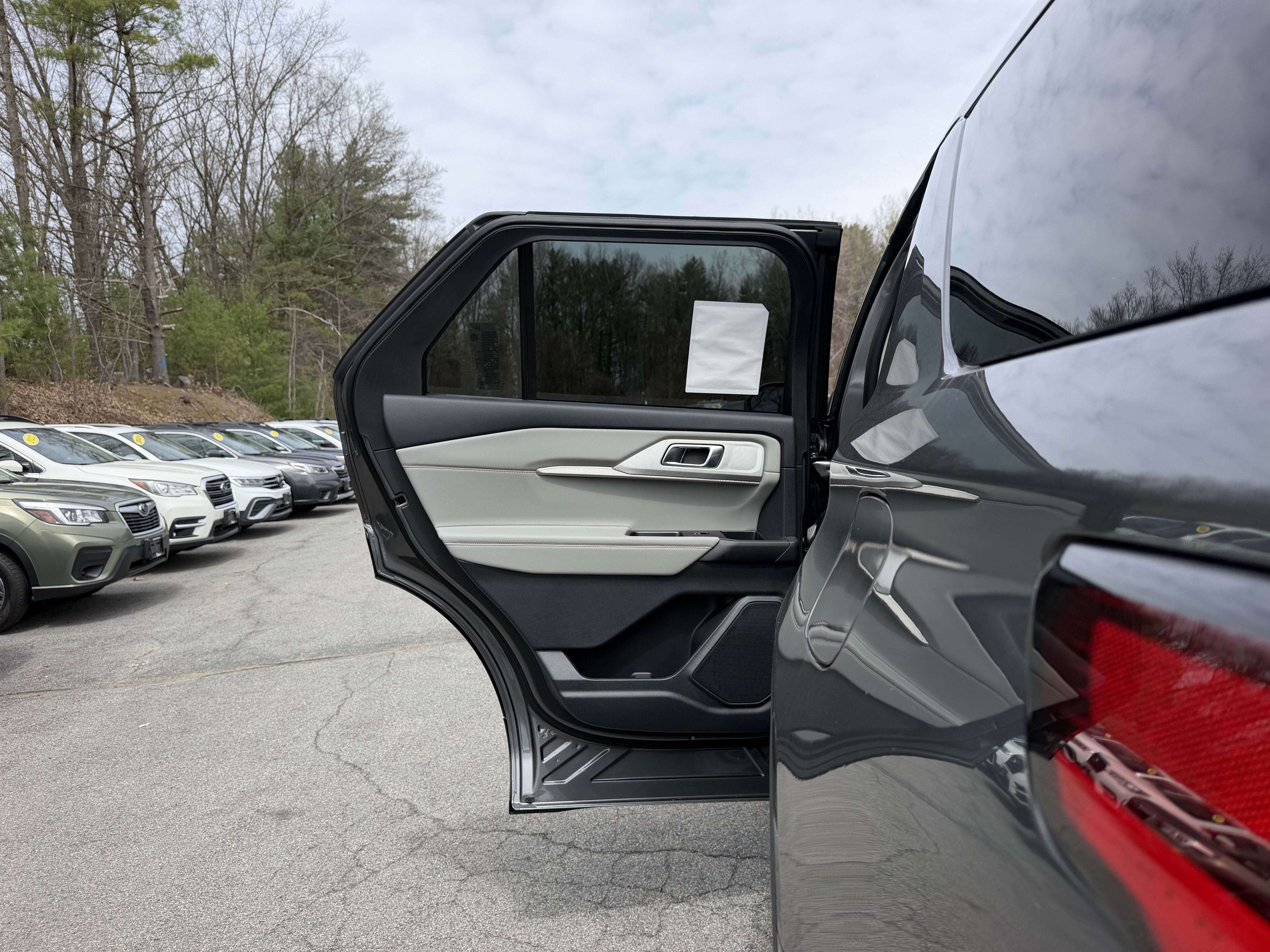 2026 Ford Explorer Active w/200A Pkg