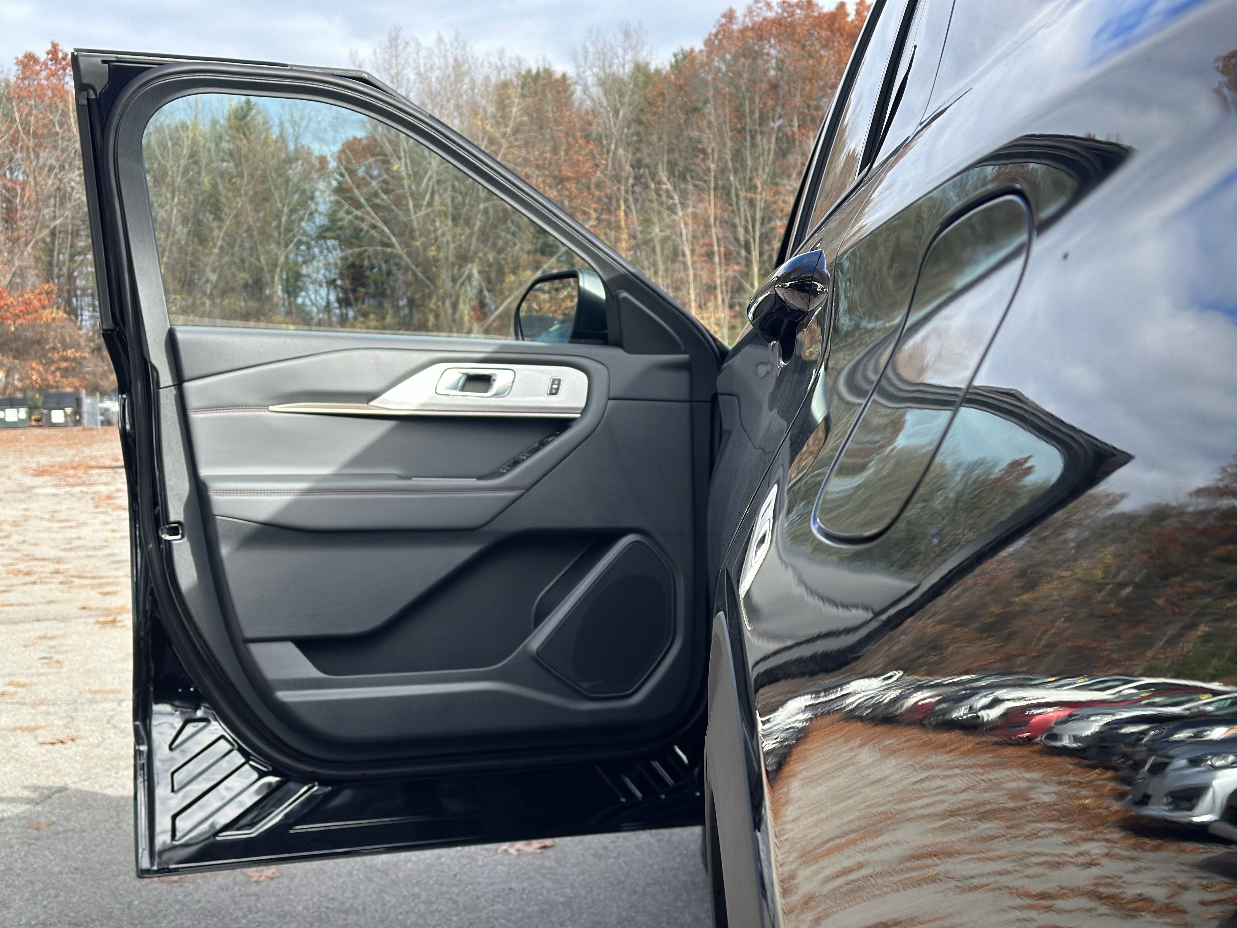 2026 Ford Explorer Active w/100A Pkg