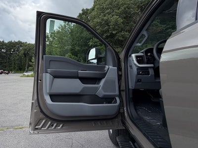 2026 Ford Super Duty F-350 SRW XLT