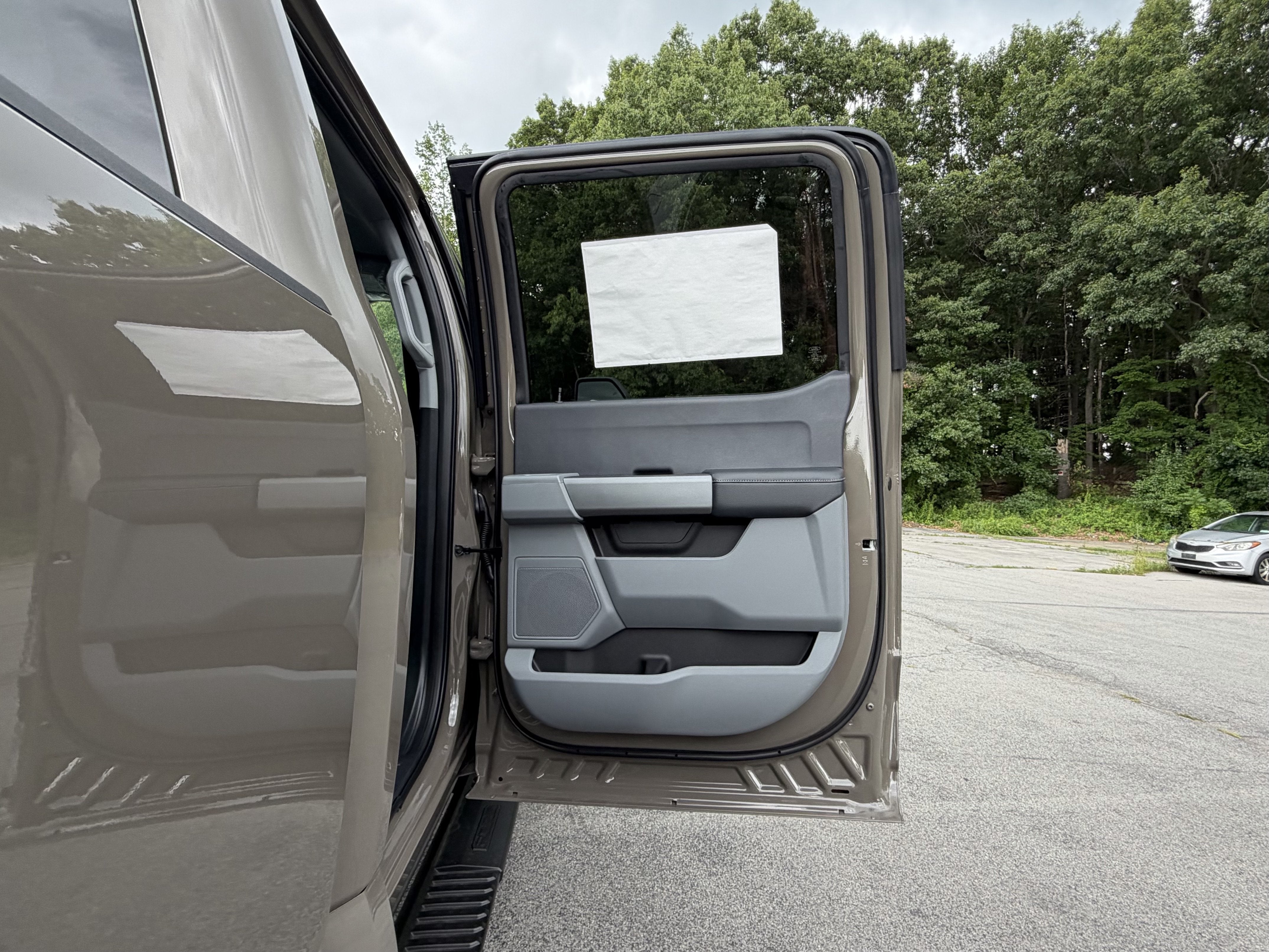 2026 Ford Super Duty F-350 SRW XLT