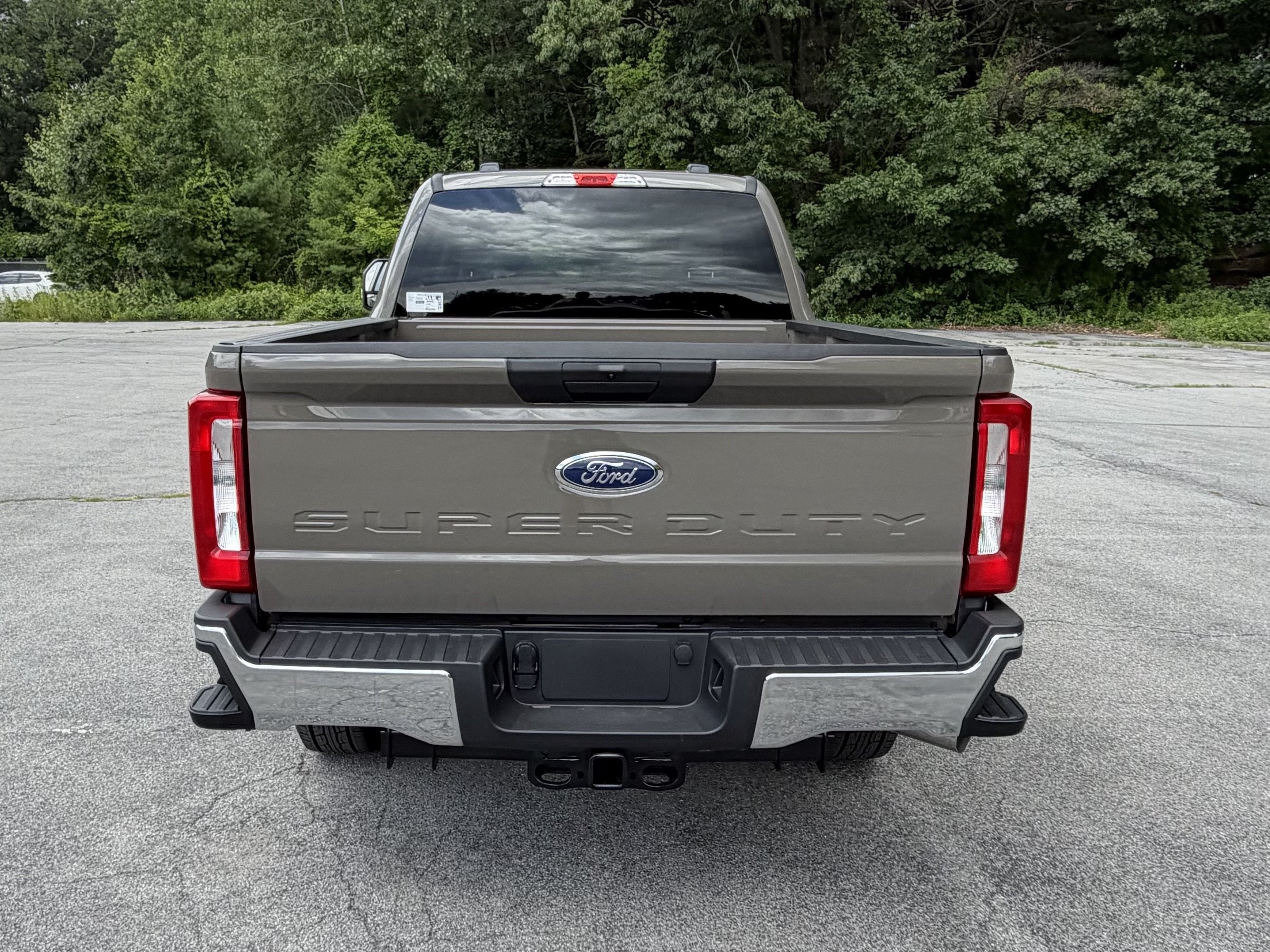 2026 Ford Super Duty F-350 SRW XLT