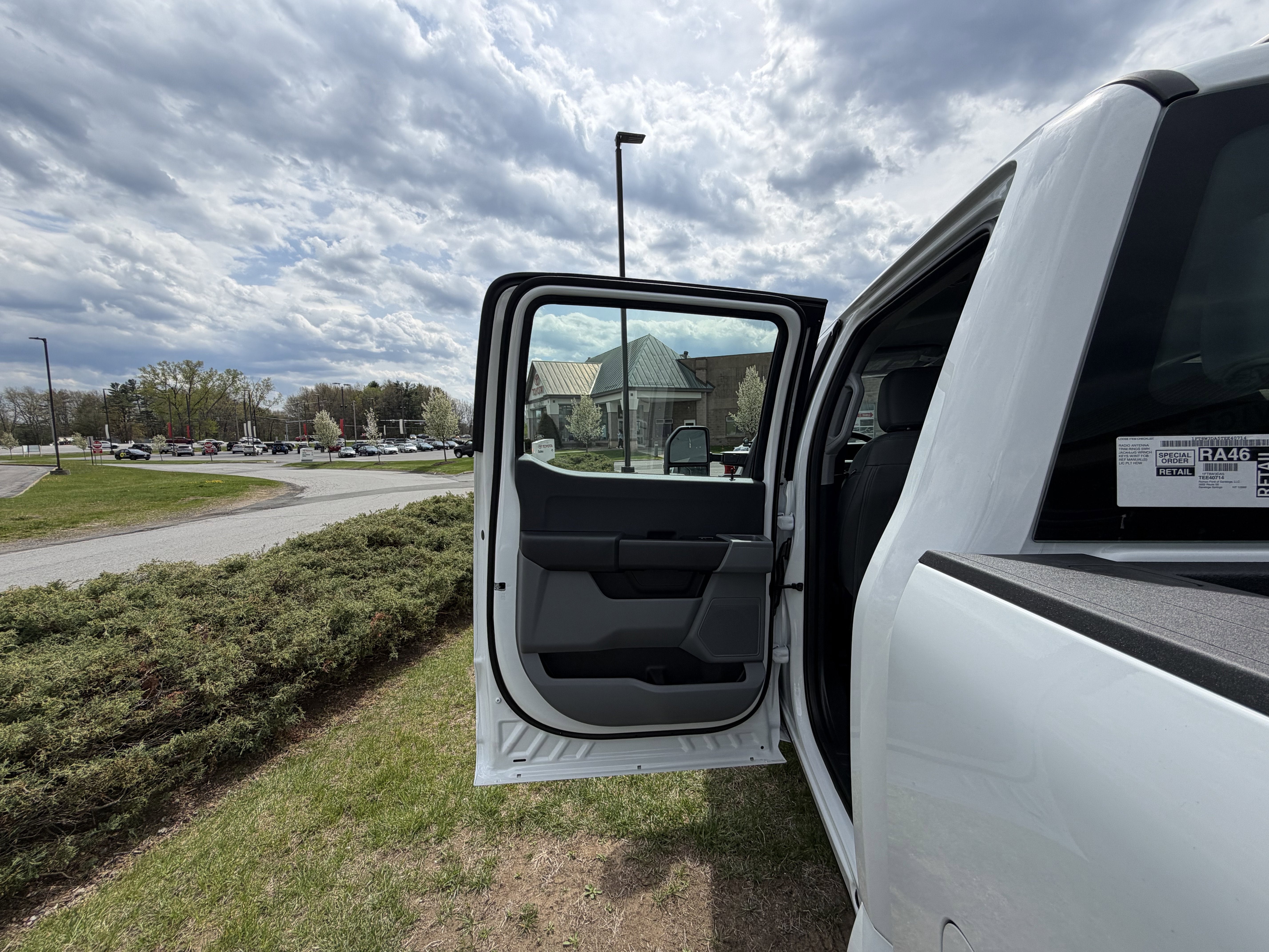 2026 Ford Super Duty F-350 DRW XL