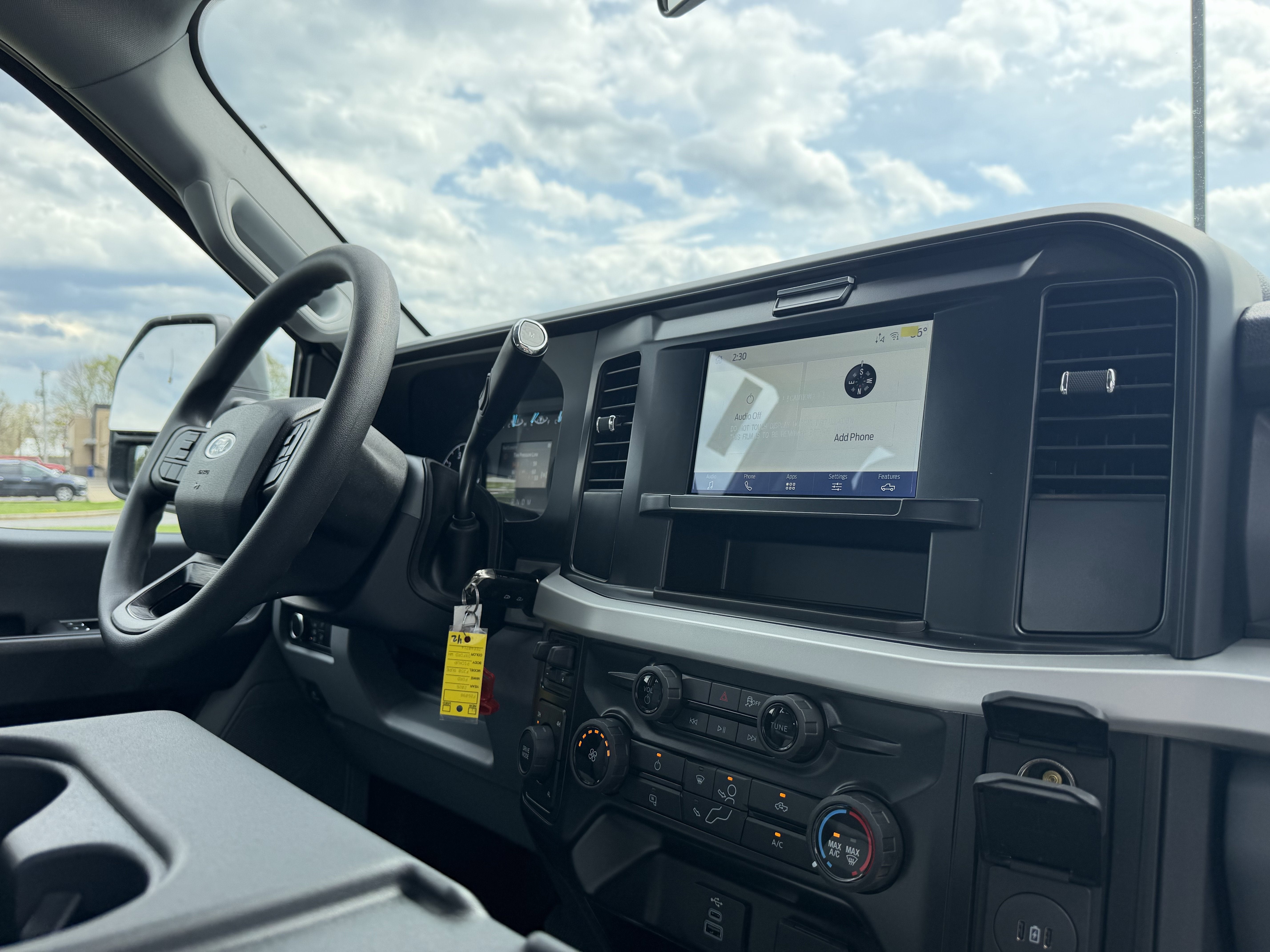 2026 Ford Super Duty F-350 DRW XL