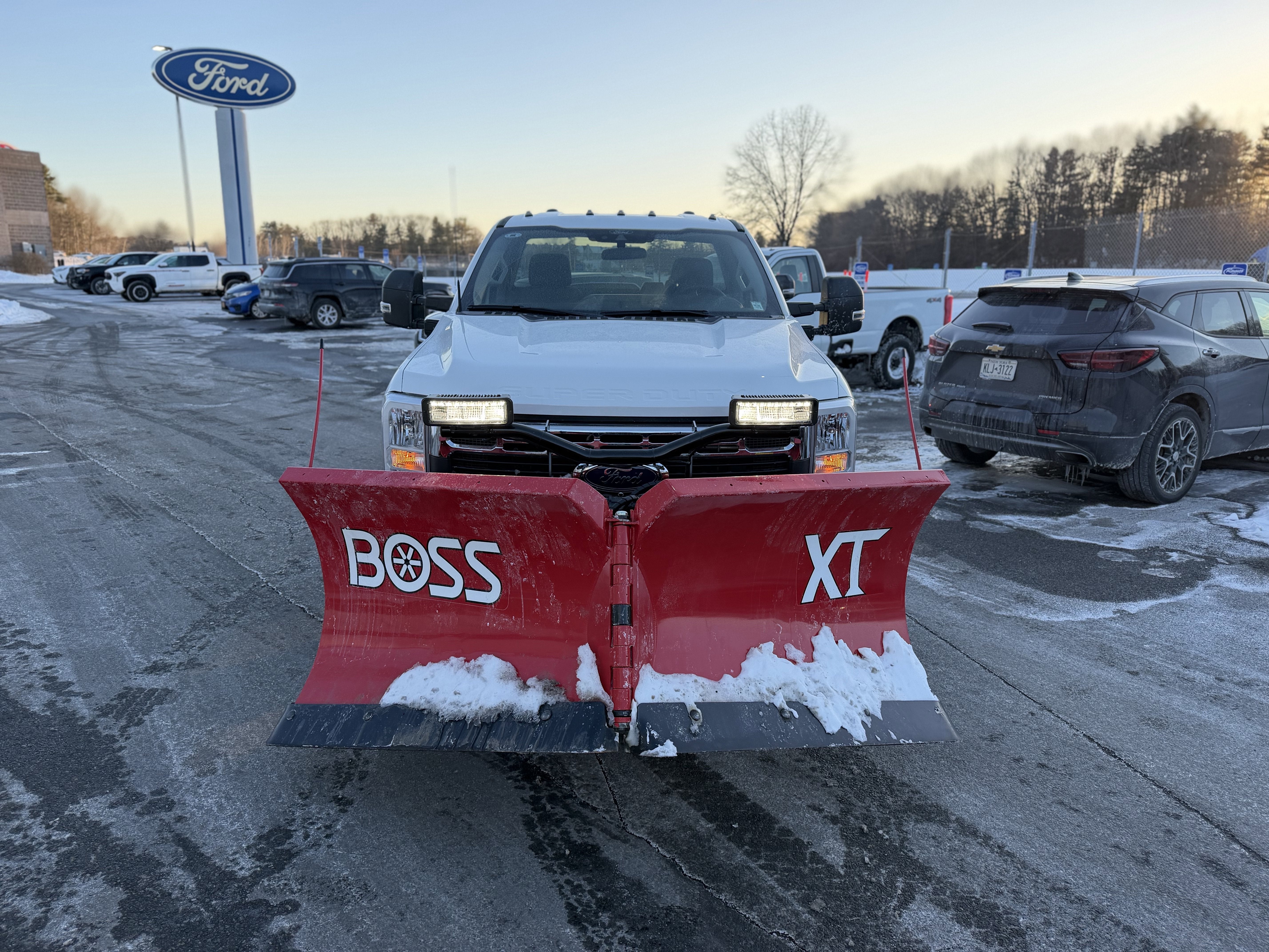 2025 Ford Super Duty F-350 SRW F-350® XLT