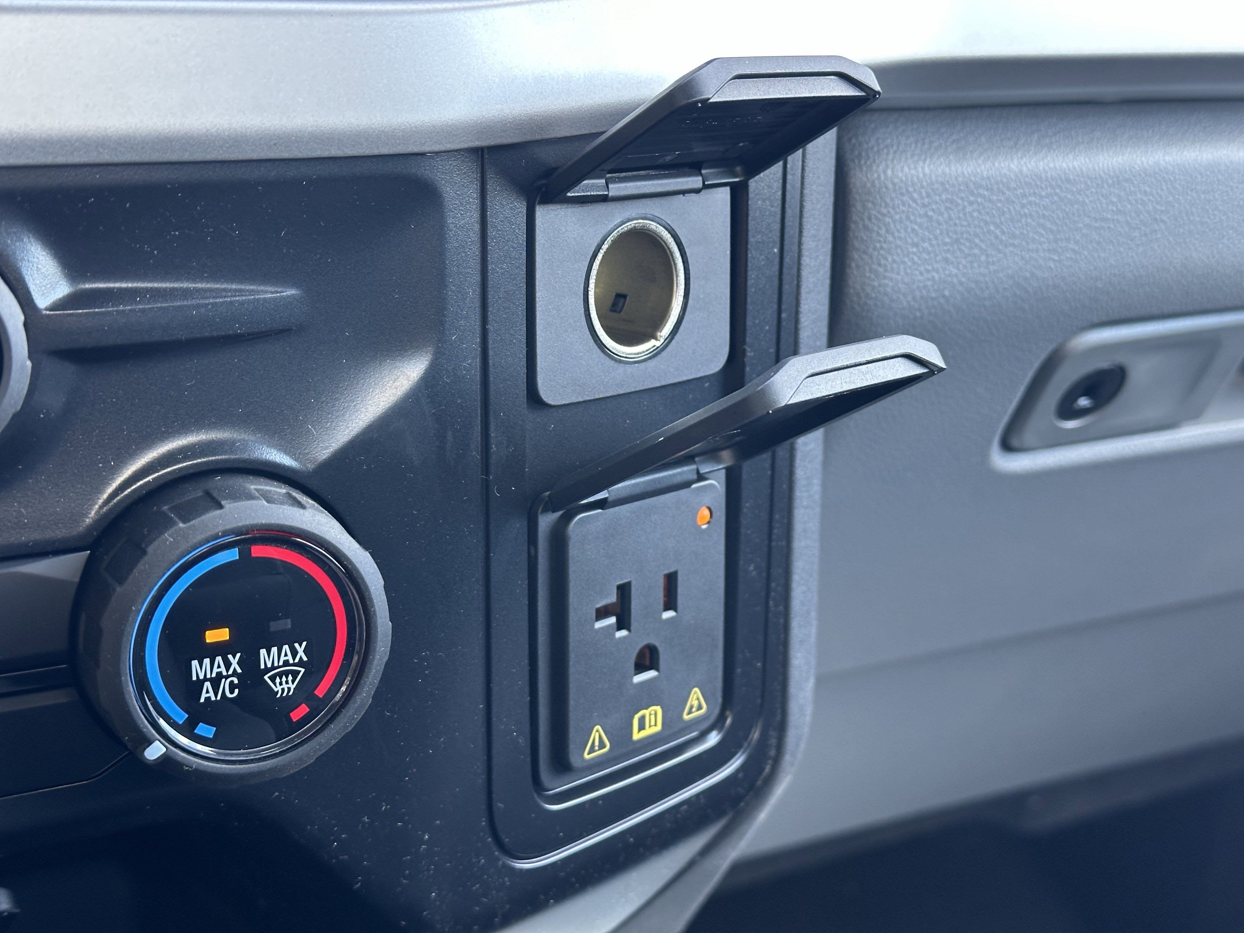 2025 Ford Super Duty F-350 SRW F-350® XLT