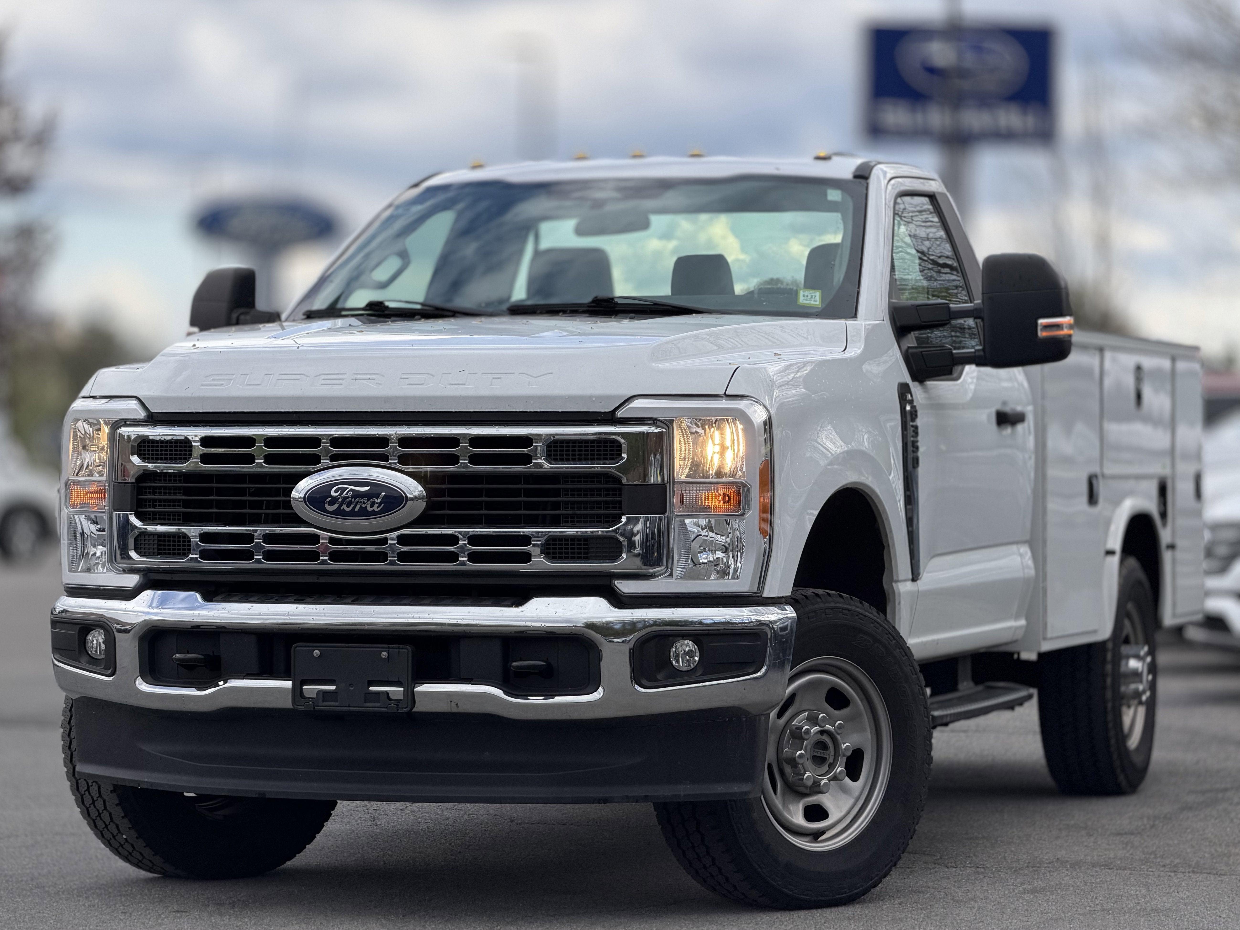 2023 Ford F-350SD XL