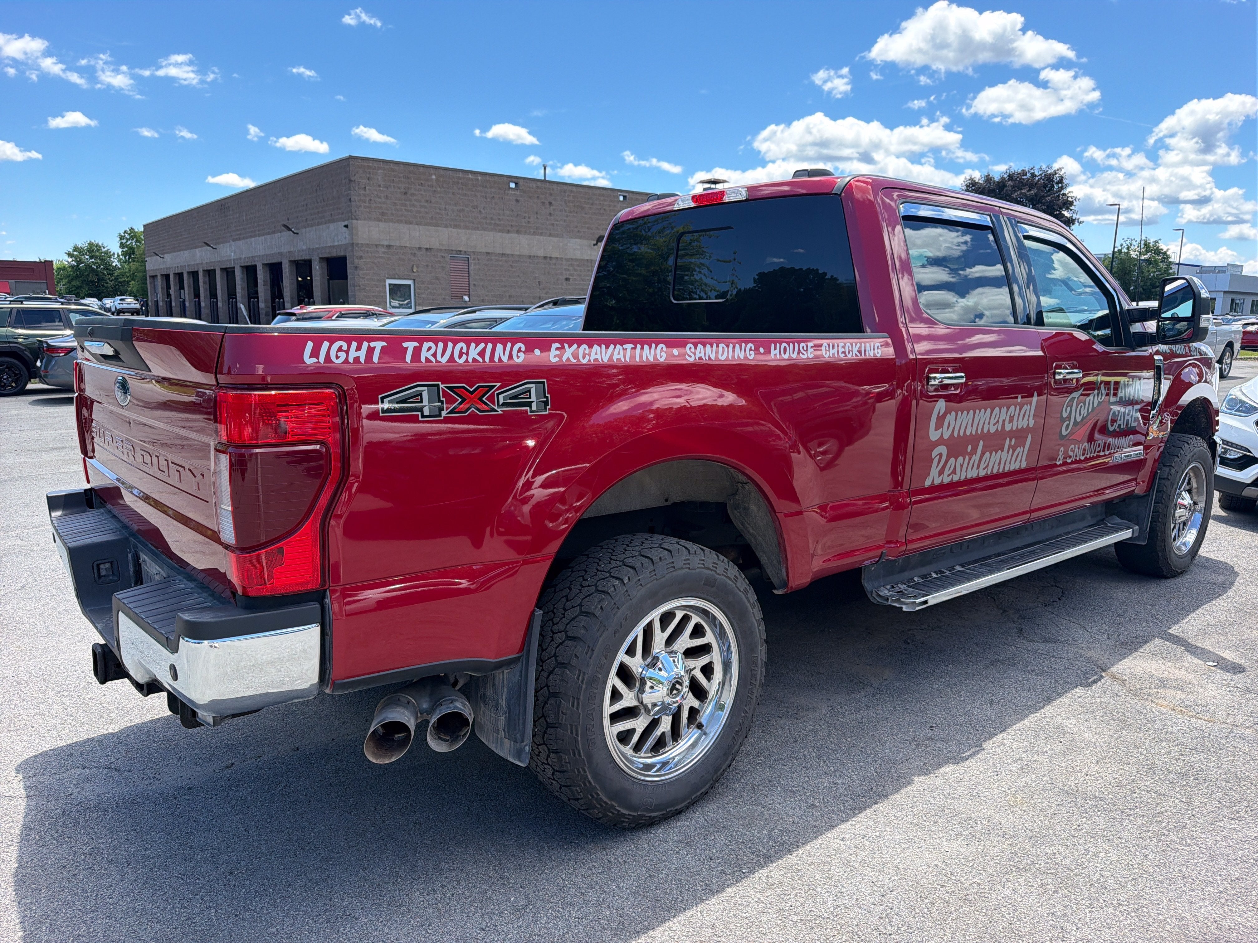 2022 Ford F-350SD Lariat