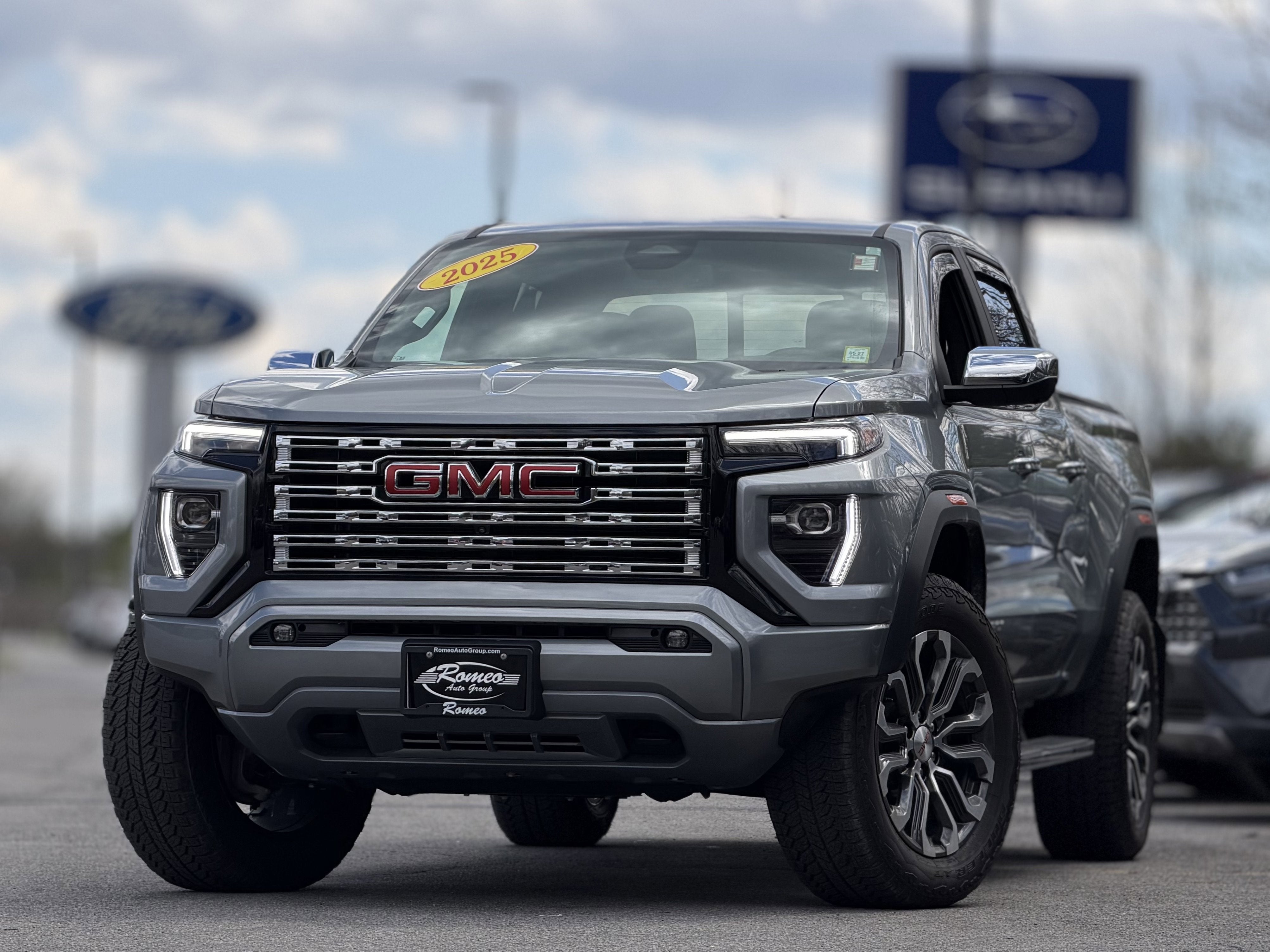 2025 GMC Canyon Denali