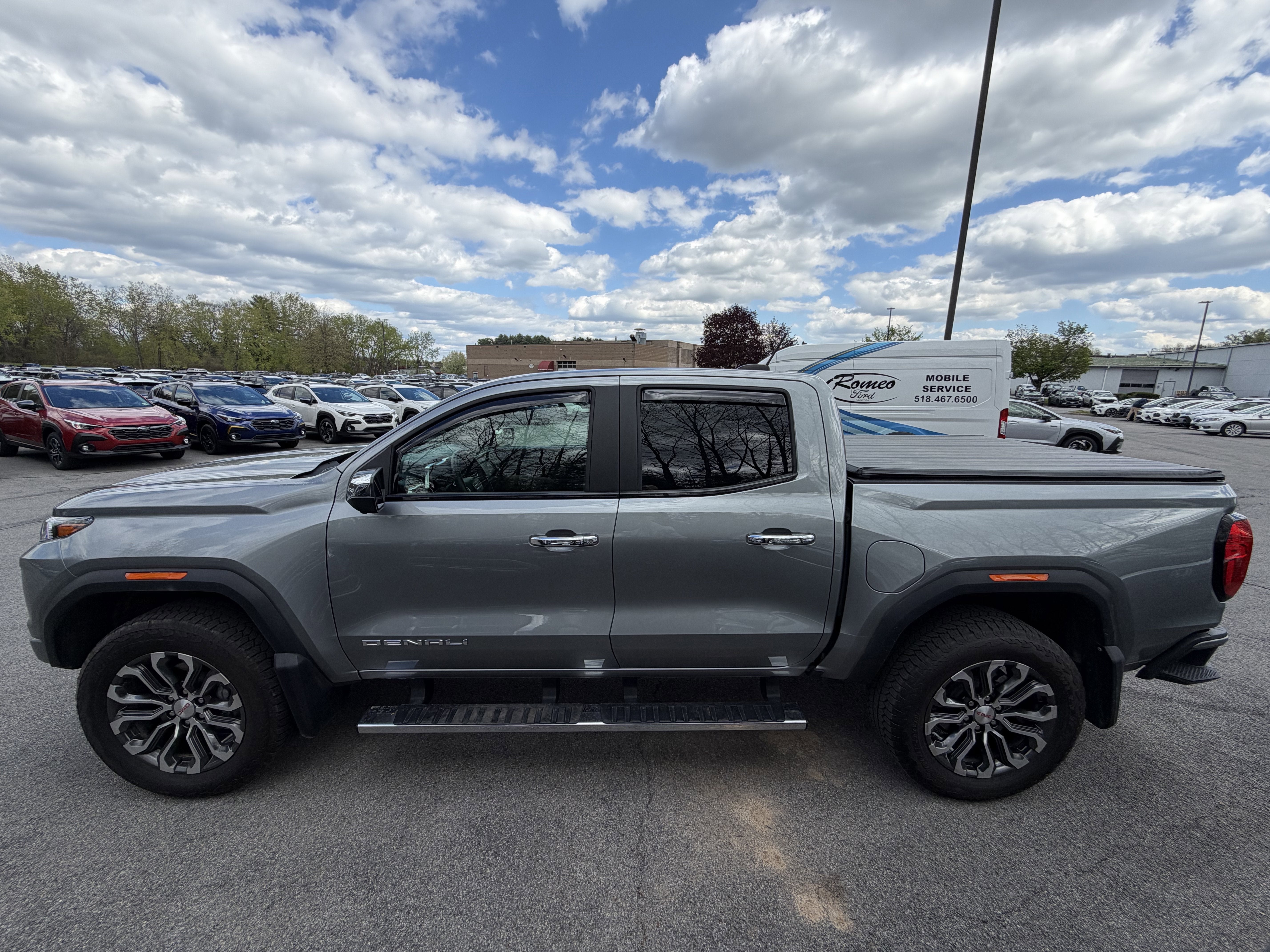 2025 GMC Canyon Denali