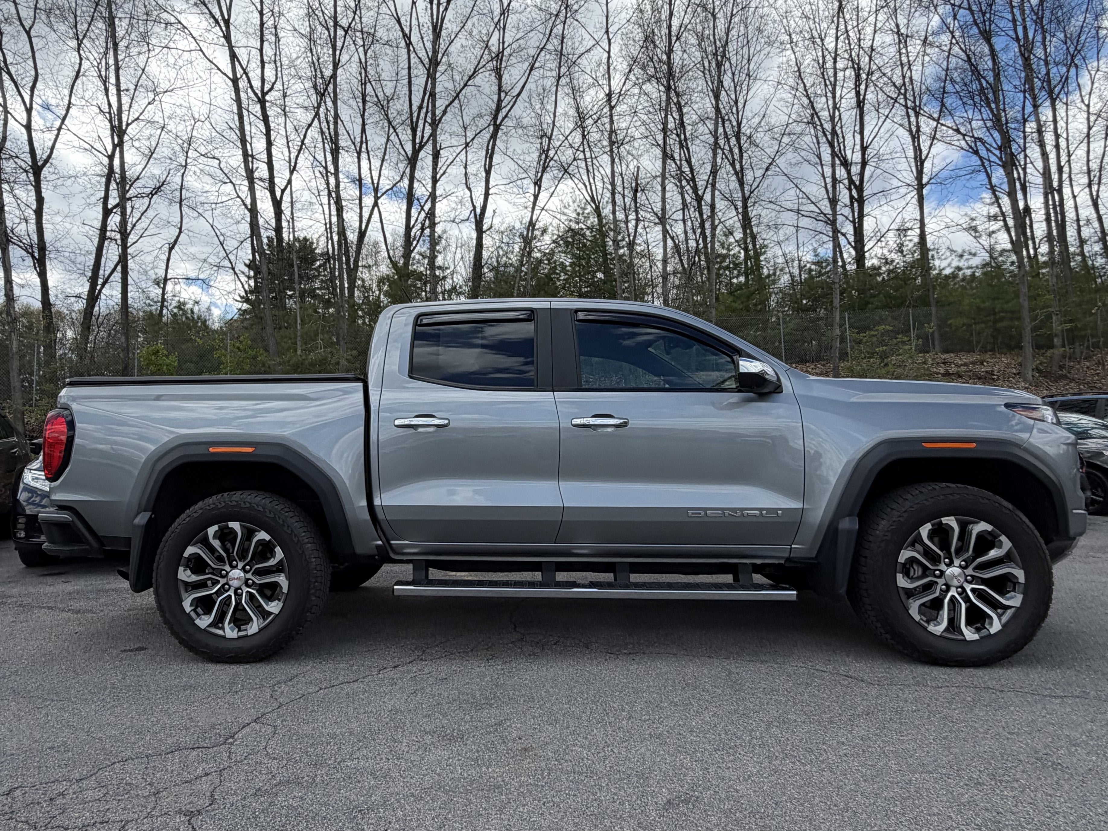 2025 GMC Canyon Denali
