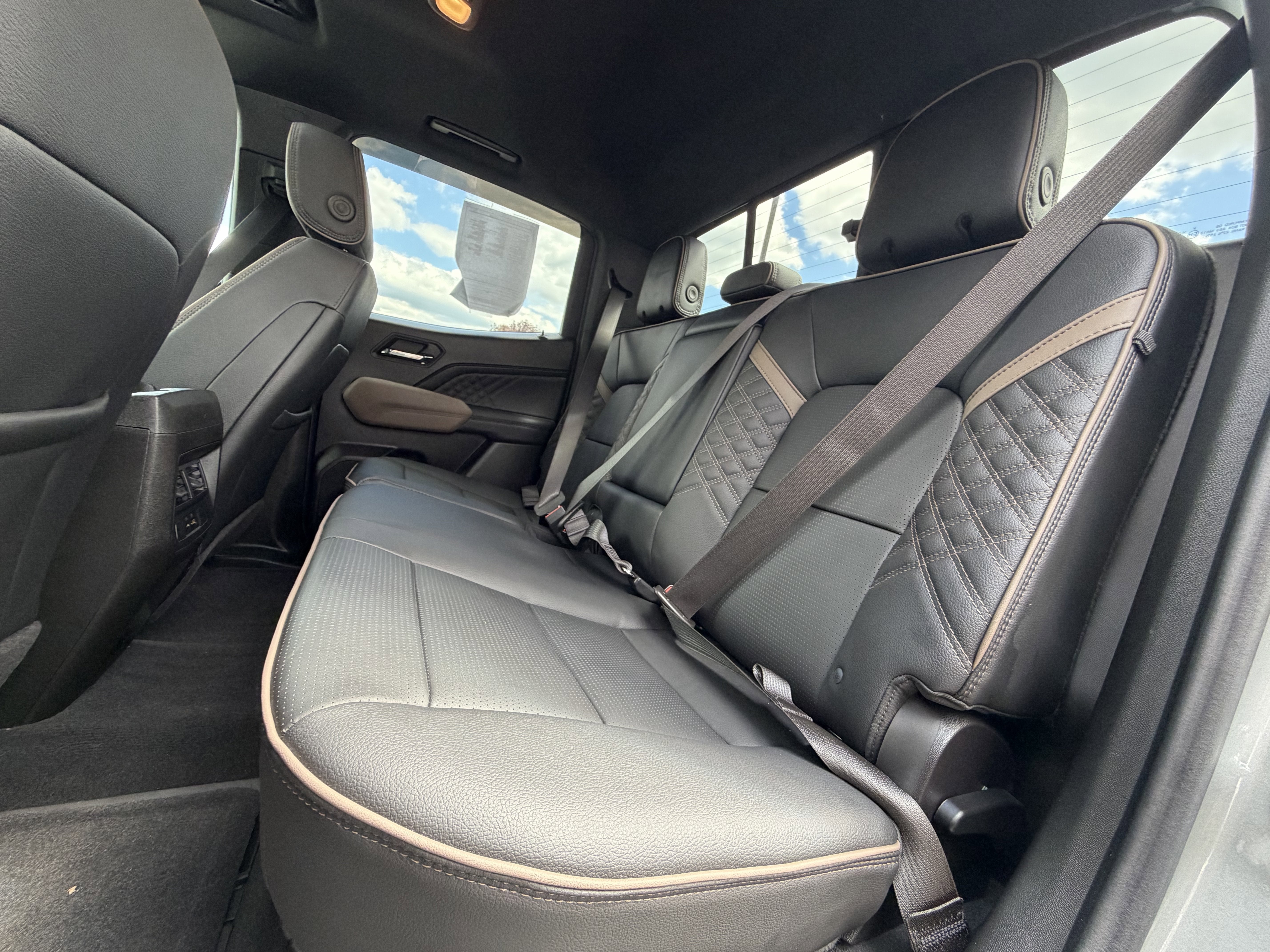 2025 GMC Canyon Denali