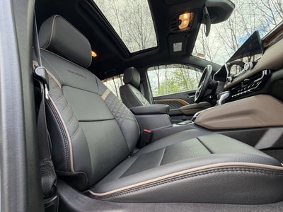 2025 GMC Canyon Denali