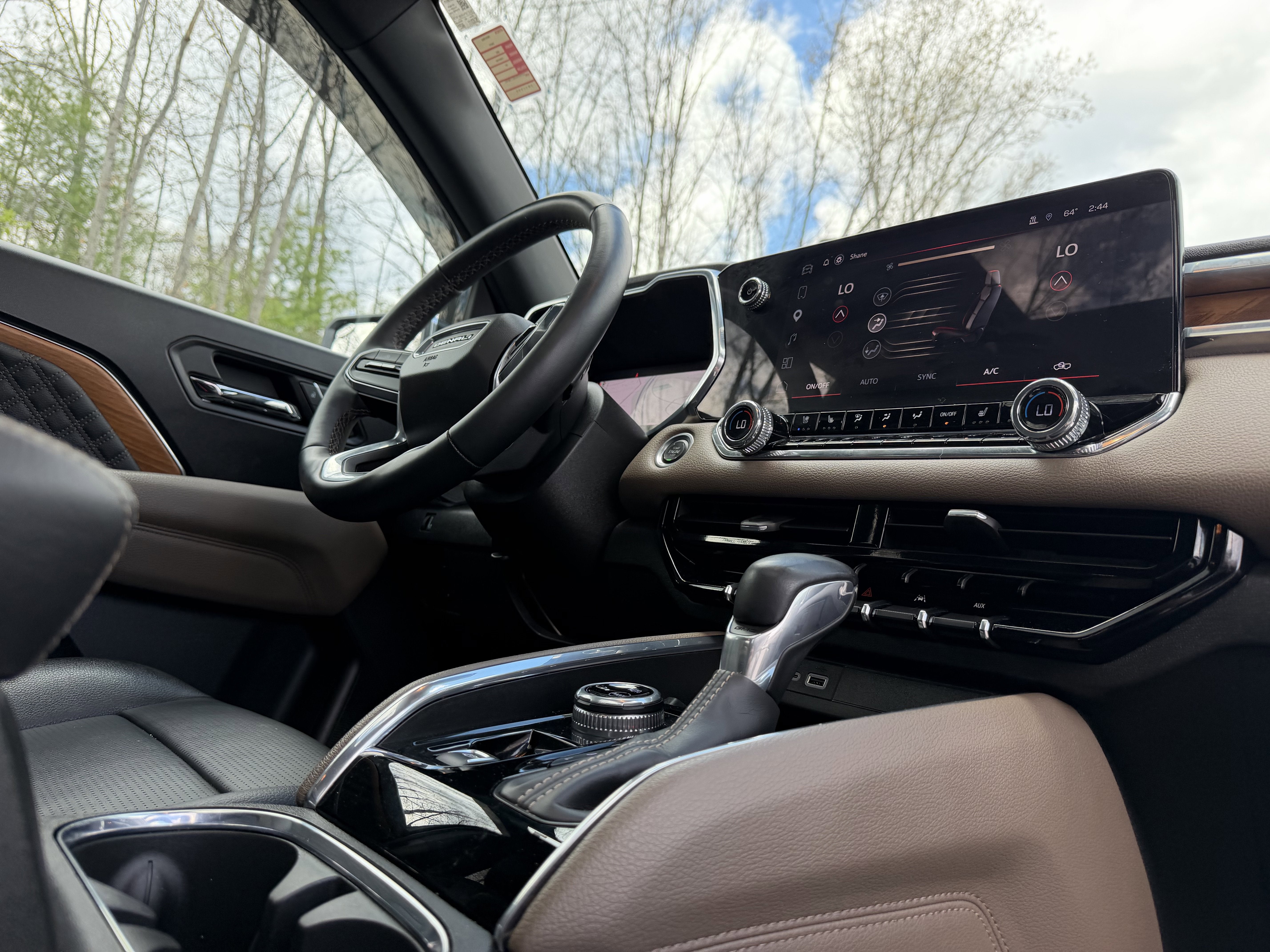 2025 GMC Canyon Denali