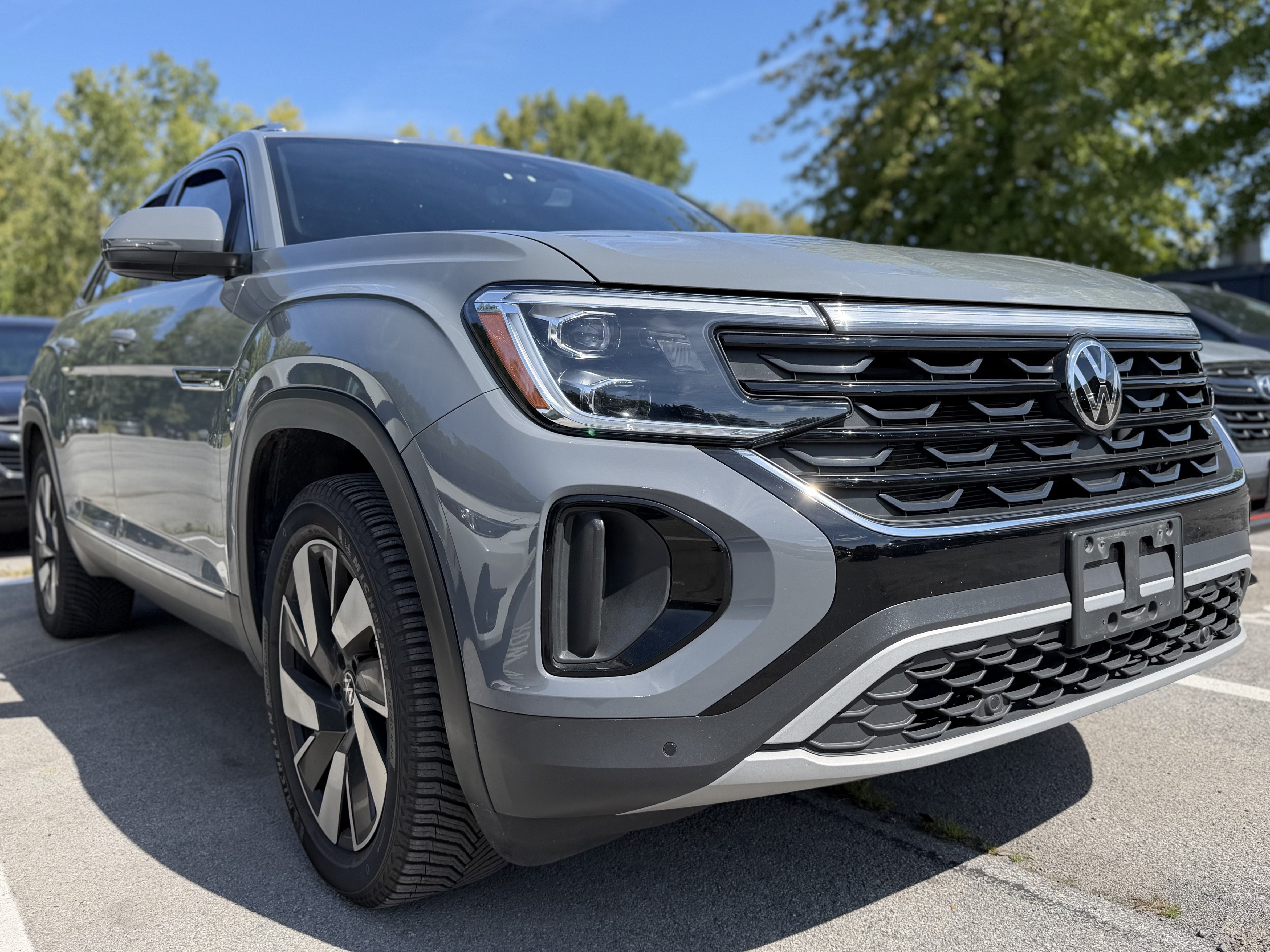 2024 Volkswagen Atlas Cross Sport 2.0T SEL