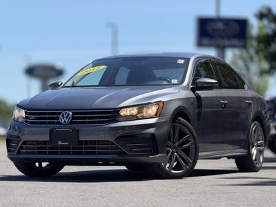 2018 Volkswagen Passat 2.0T R-Line
