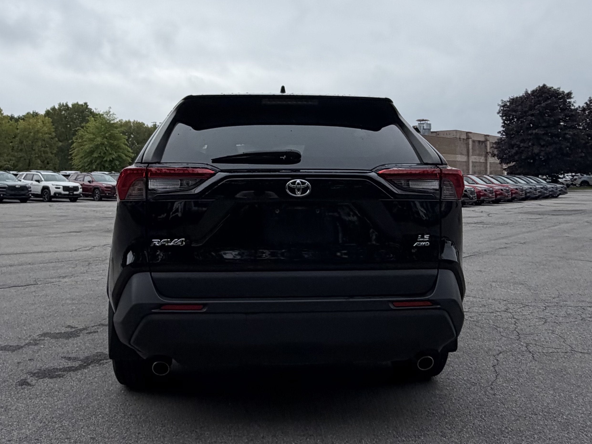 2020 Toyota RAV4 LE