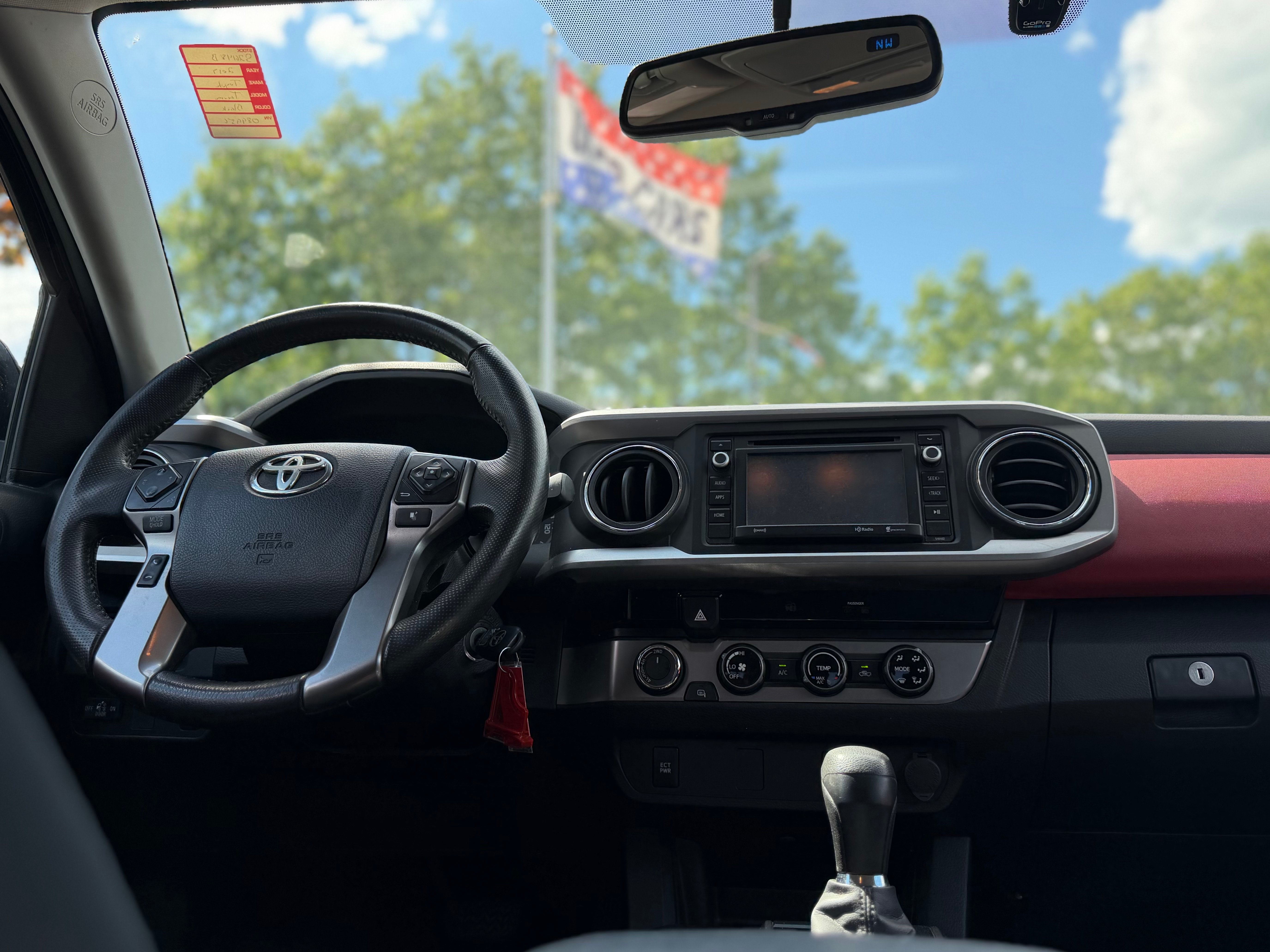 2017 Toyota Tacoma SR5