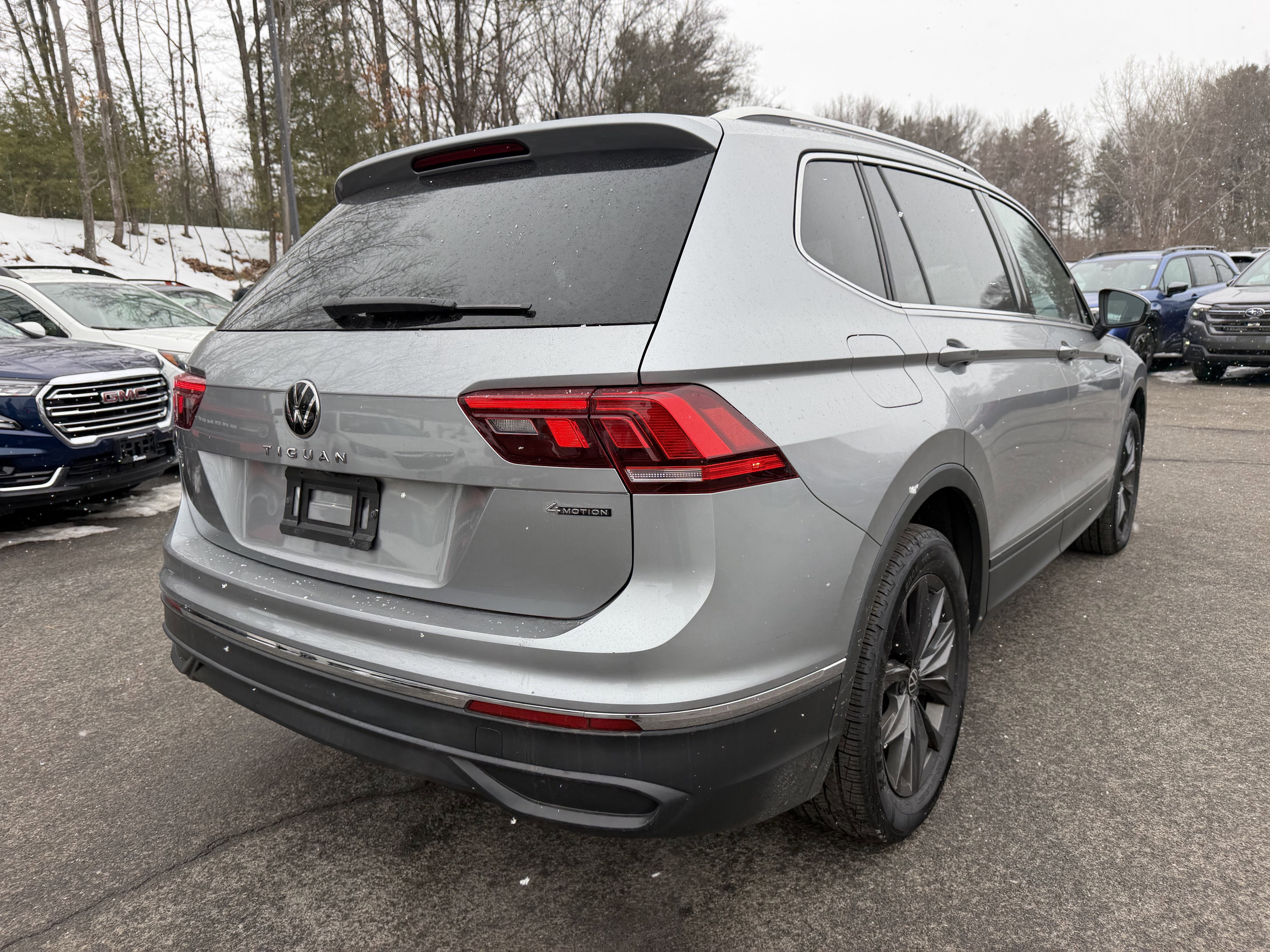 2022 Volkswagen Tiguan SE