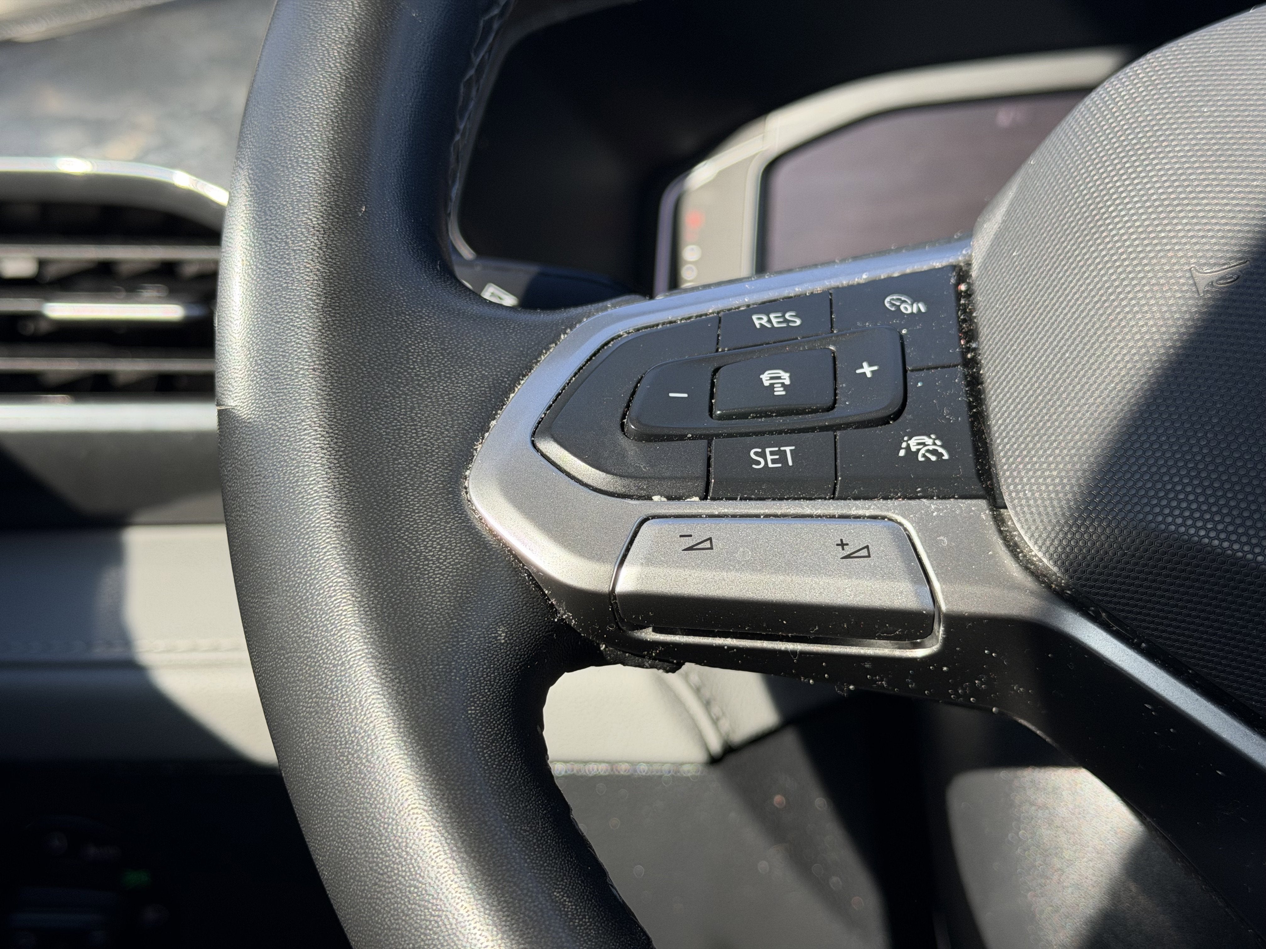 2022 Volkswagen Taos SEL