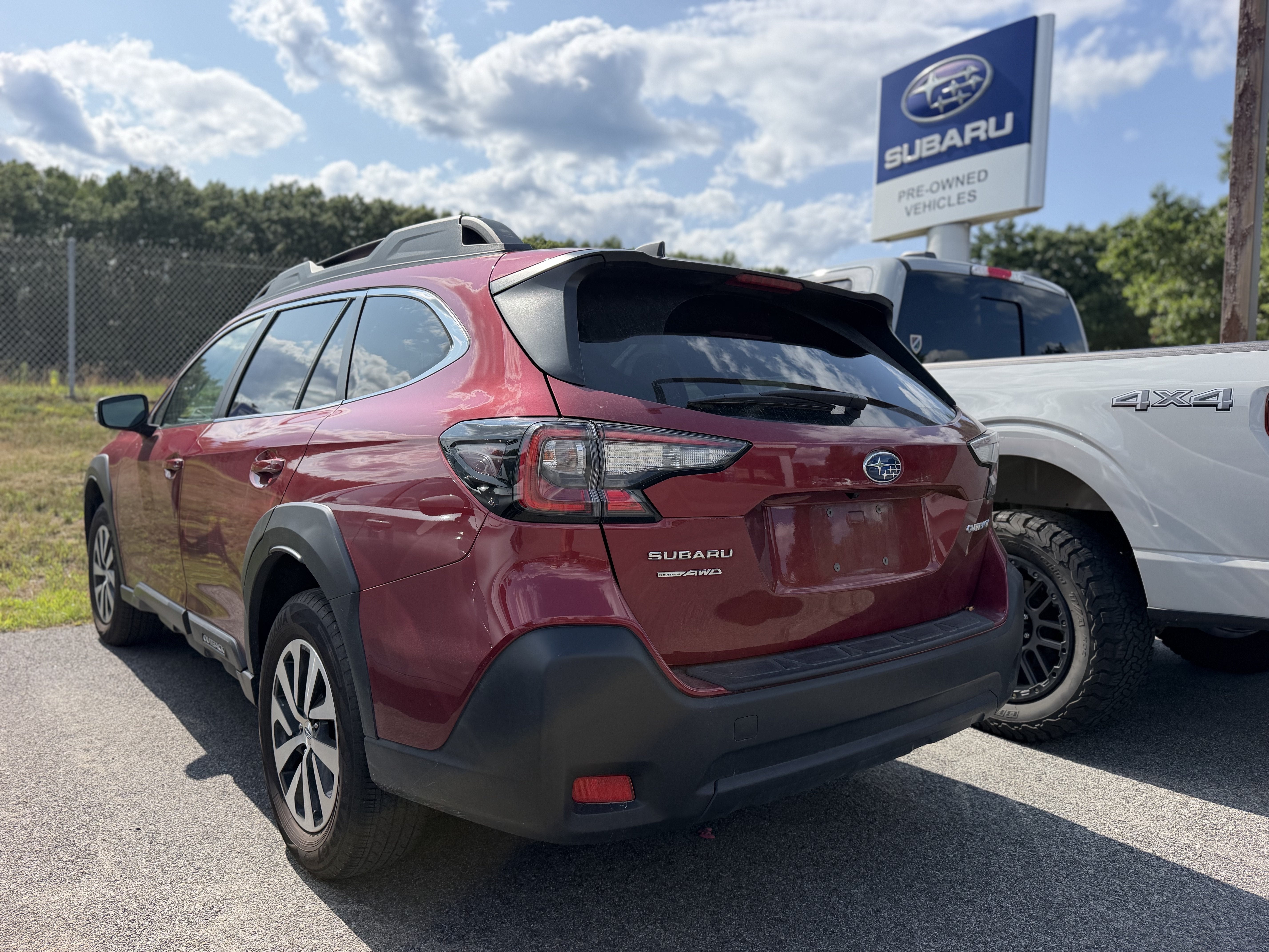 2025 Subaru Outback Premium