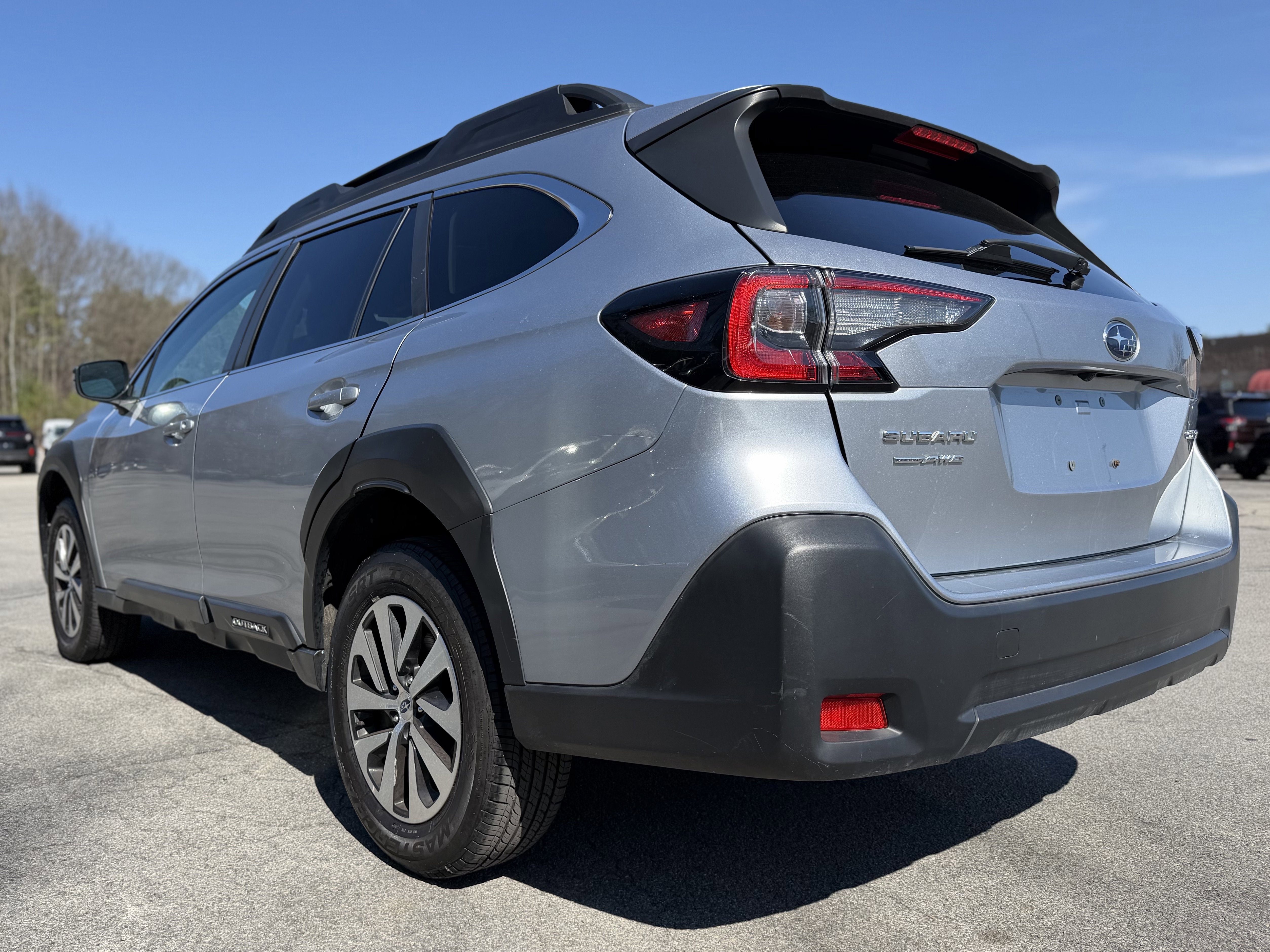 2023 Subaru Outback Premium