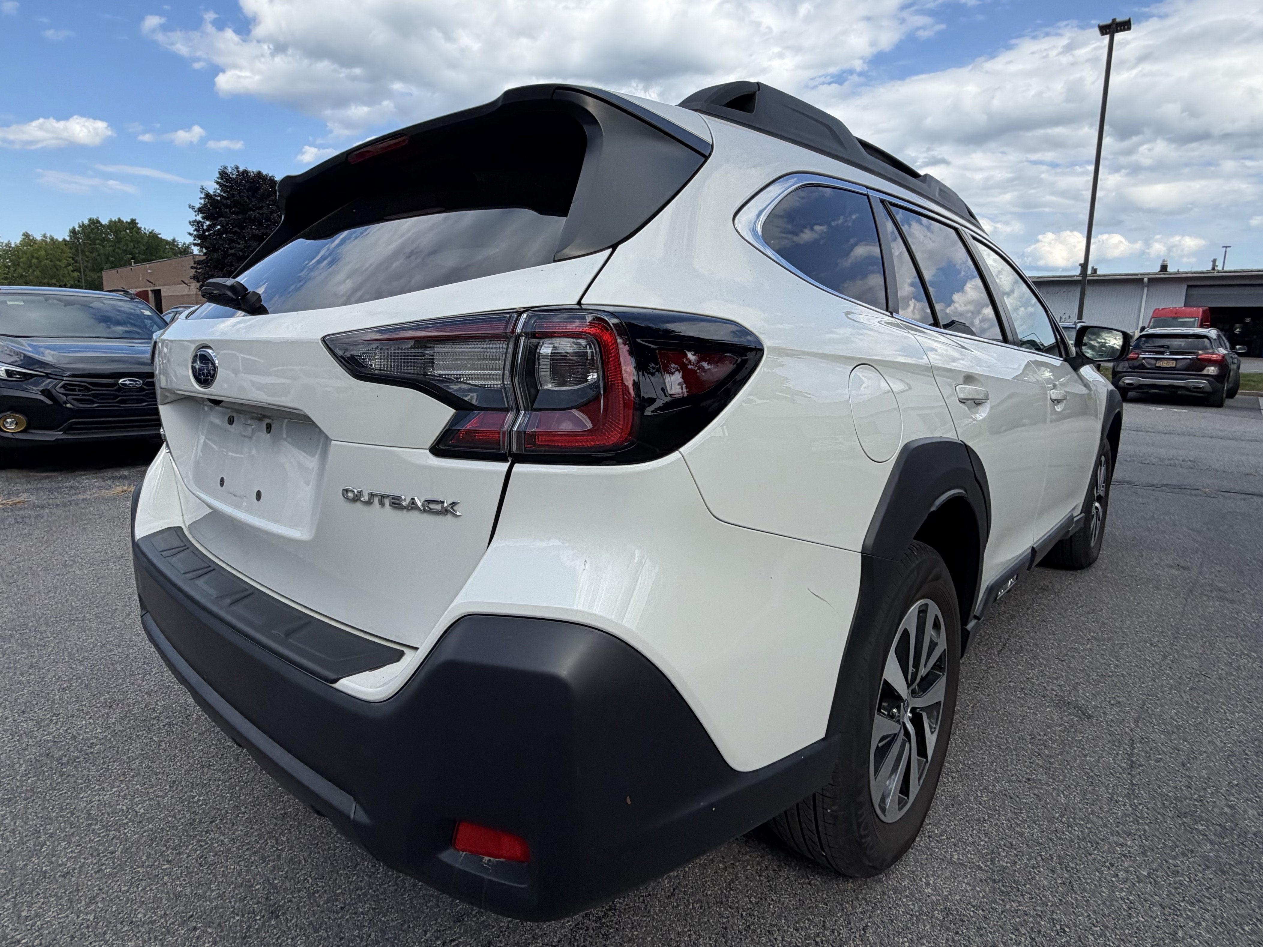 2024 Subaru Outback Premium
