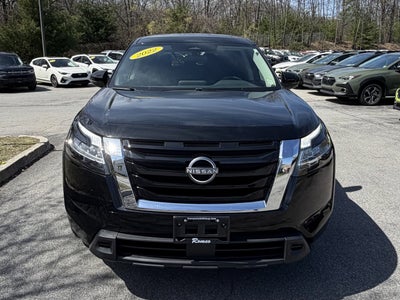 2022 Nissan Pathfinder S