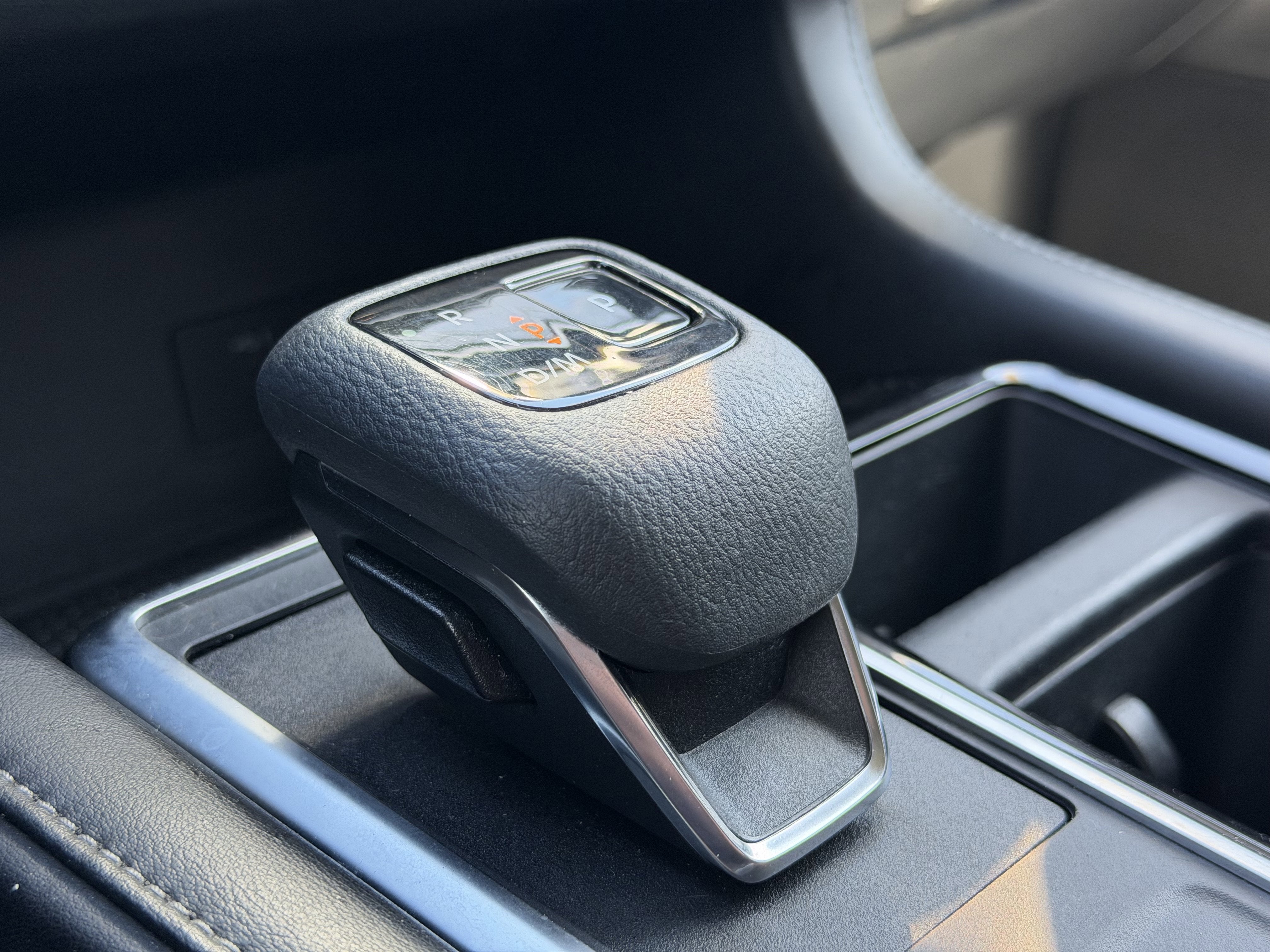 2022 Nissan Pathfinder S