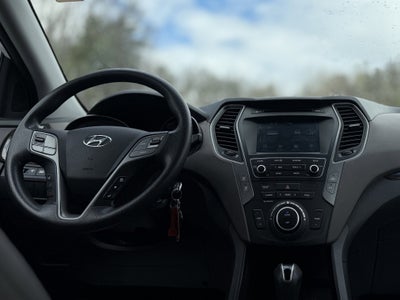 2017 Hyundai Santa Fe Sport 2.4 Base