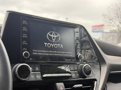 2022 Toyota Highlander Hybrid XLE