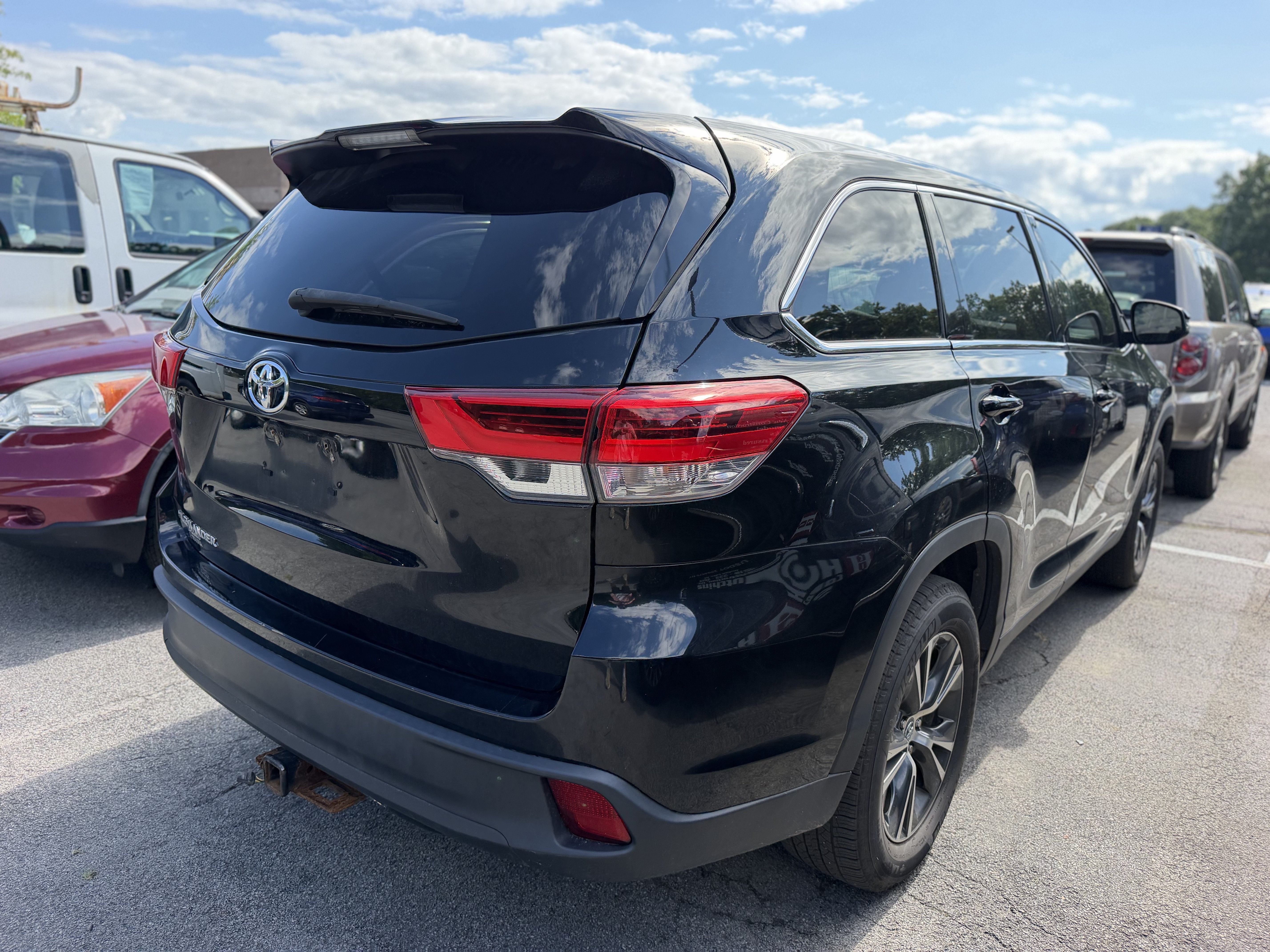 2019 Toyota Highlander LE