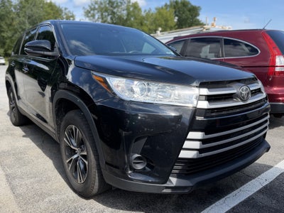 2019 Toyota Highlander LE