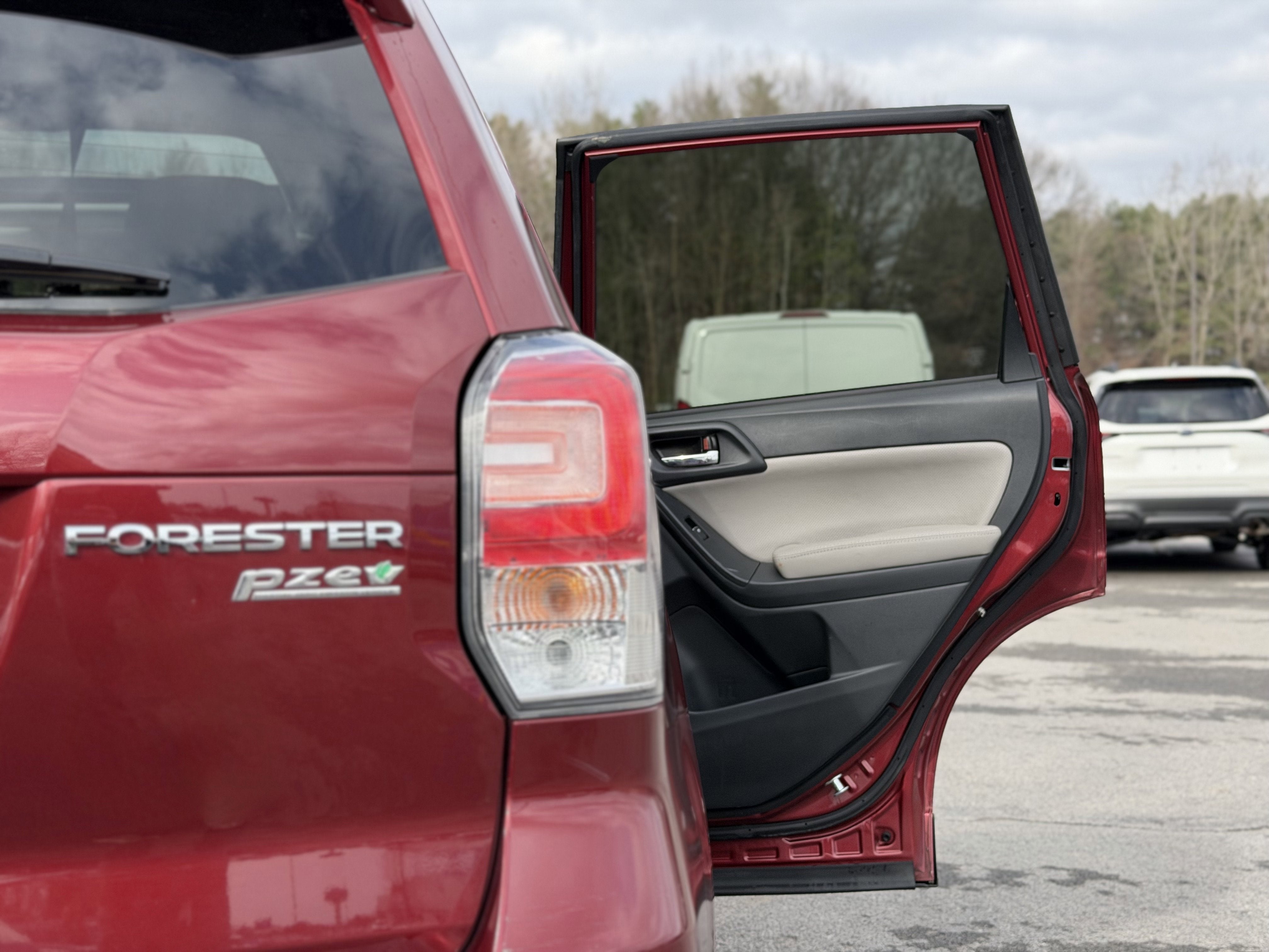 2017 Subaru Forester 2.5i Limited