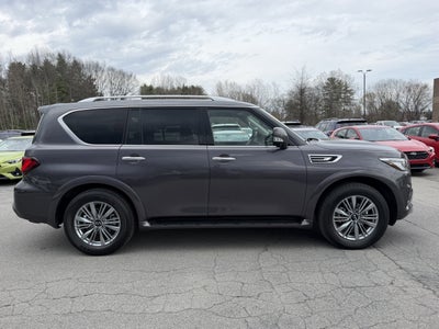 2024 INFINITI QX80 LUXE