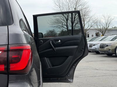 2024 INFINITI QX80 LUXE