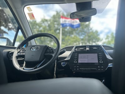 2022 Toyota Prius LE AWD-e