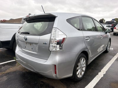 2013 Toyota Prius v Five