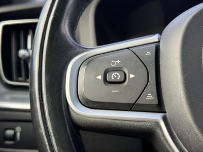 2019 Volvo XC60 T6 Momentum