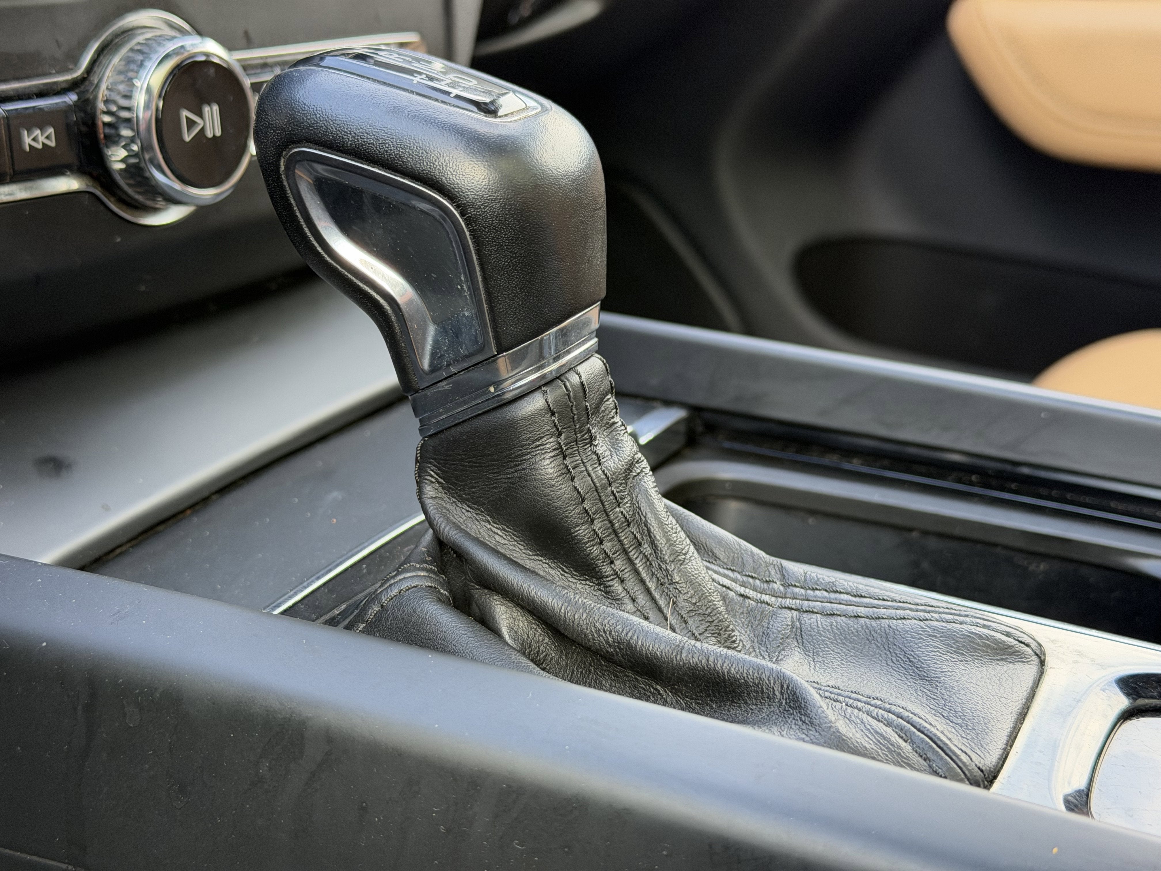 2019 Volvo XC60 T6 Momentum