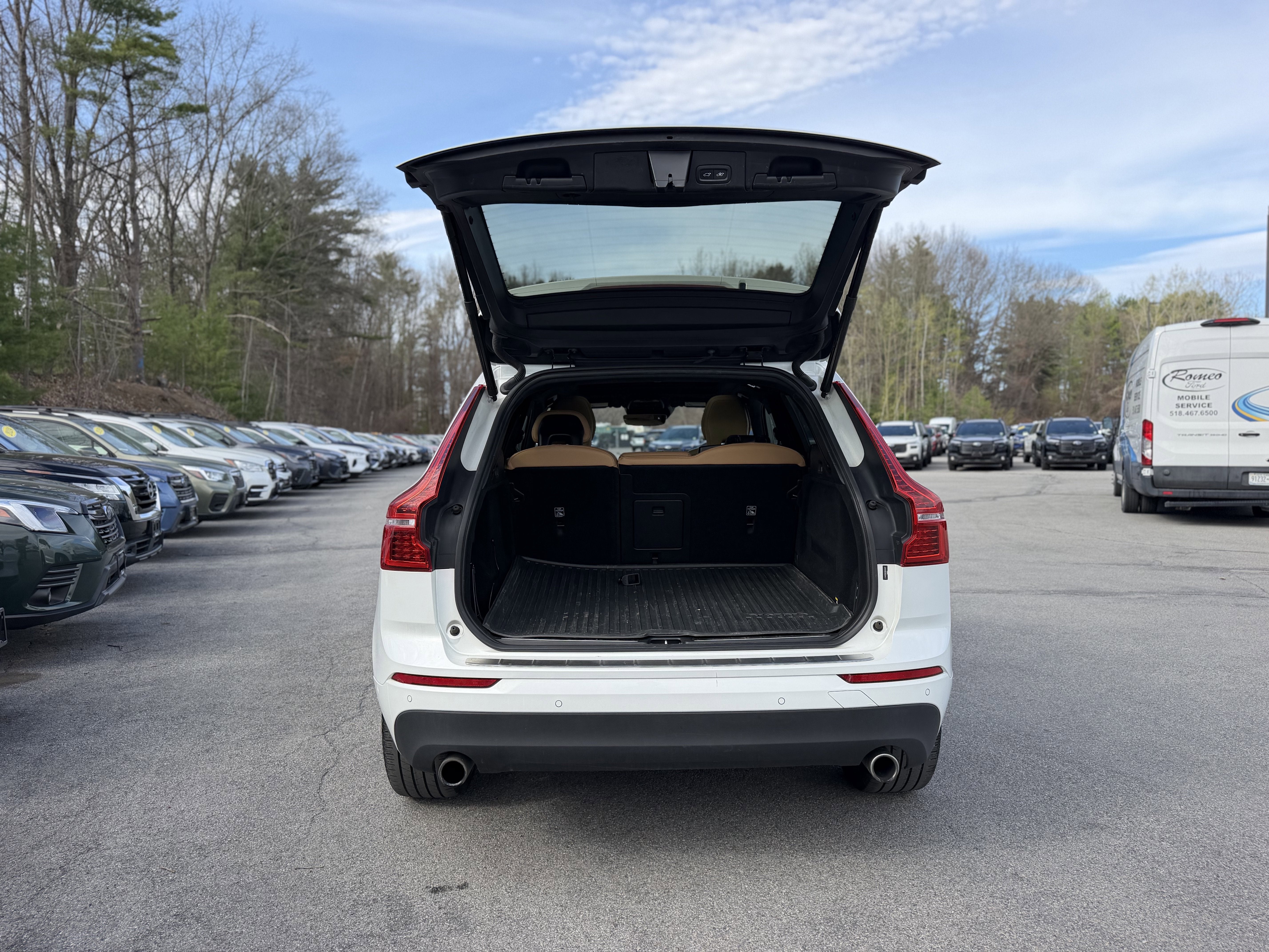 2019 Volvo XC60 T6 Momentum