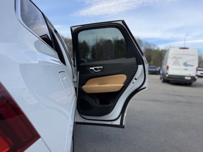2019 Volvo XC60 T6 Momentum