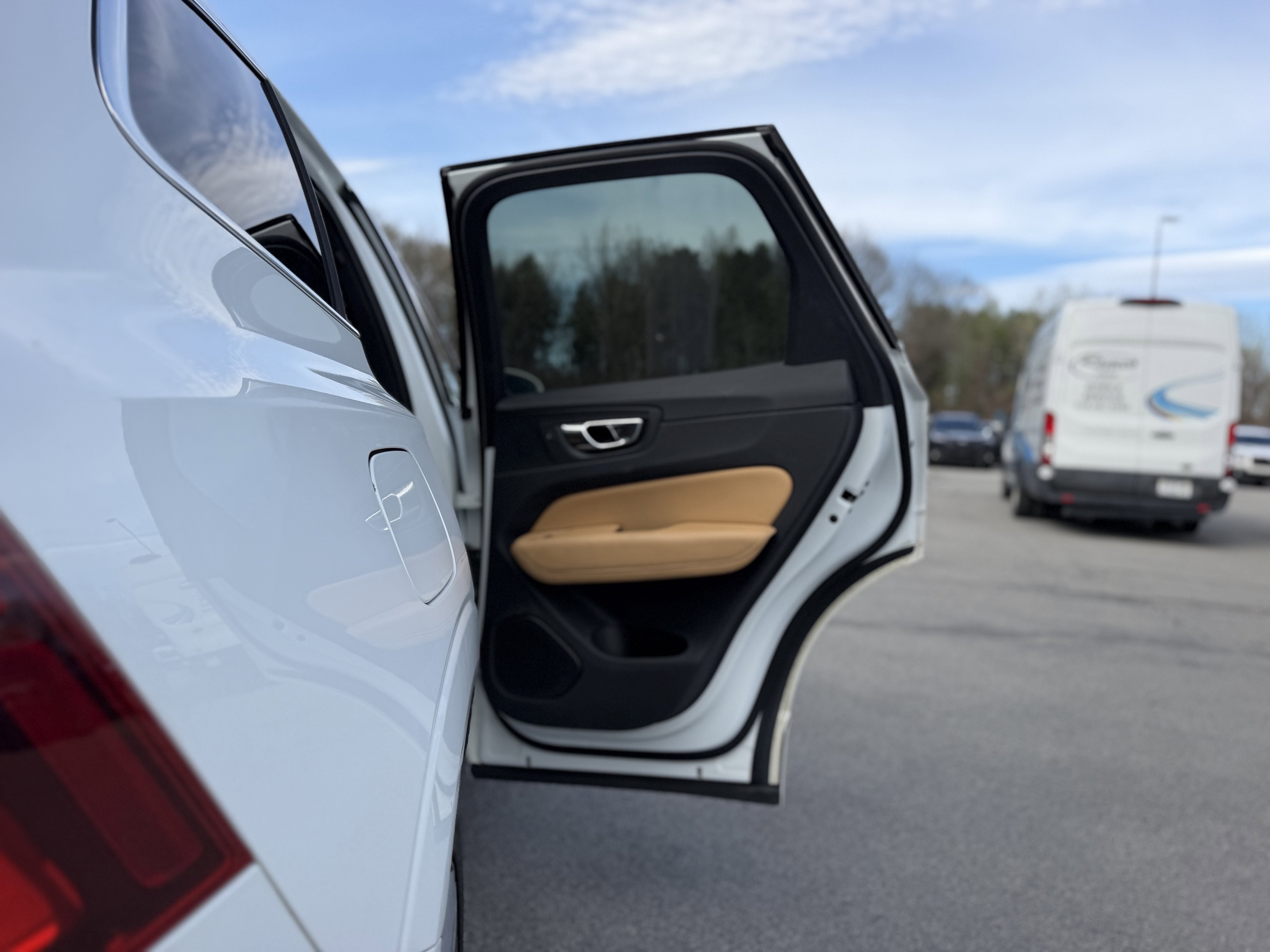 2019 Volvo XC60 T6 Momentum